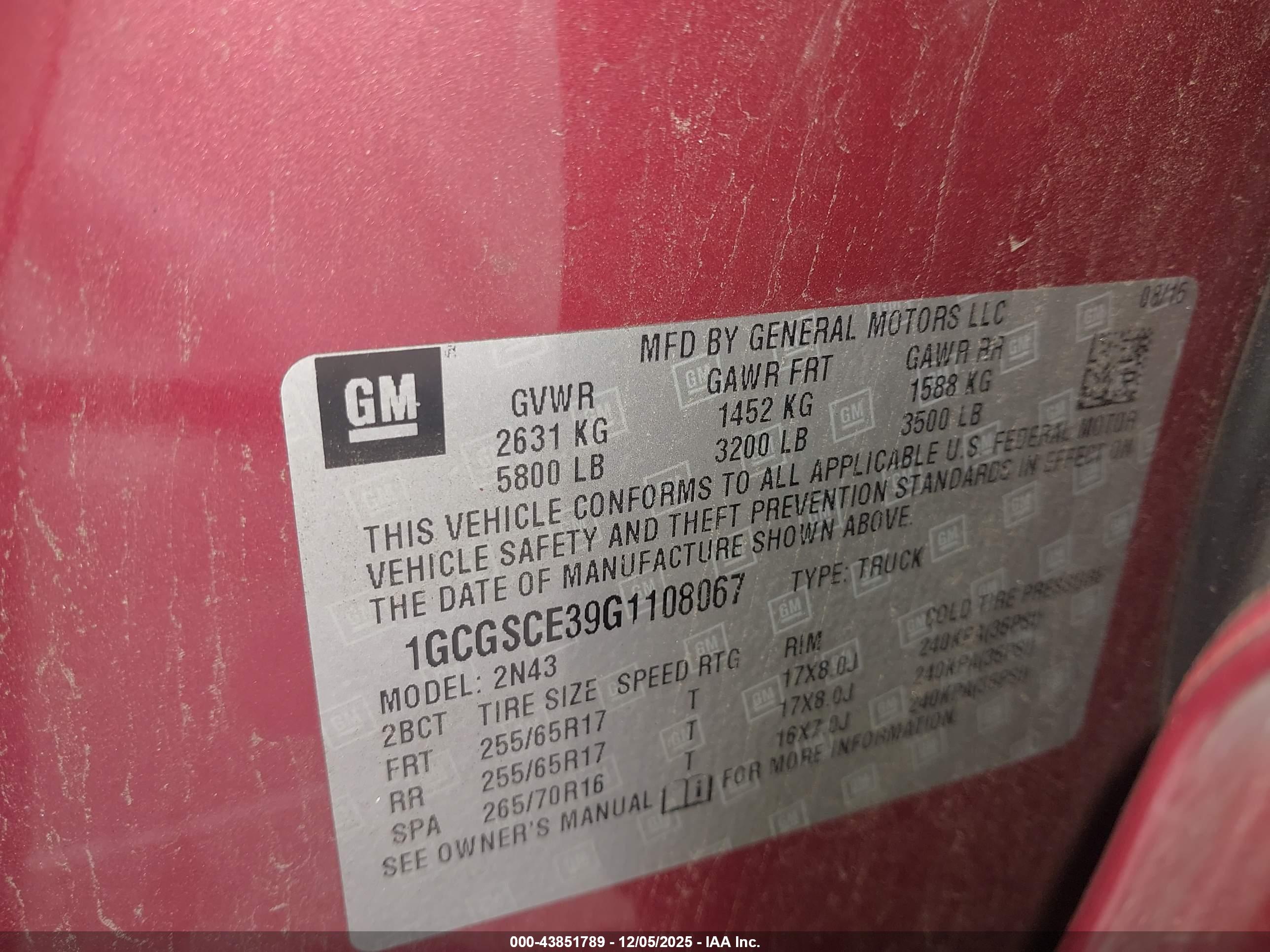 CHEVROLET COLORADO image 9