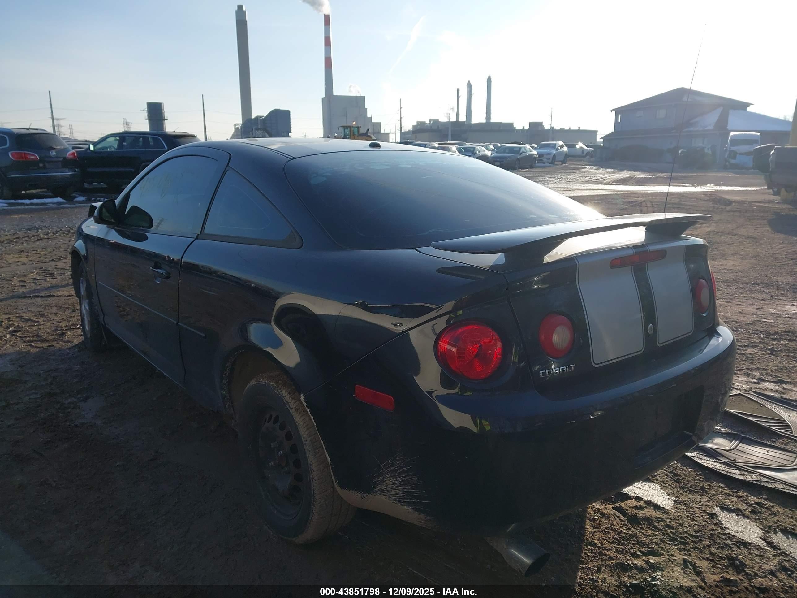 CHEVROLET COBALT image 3
