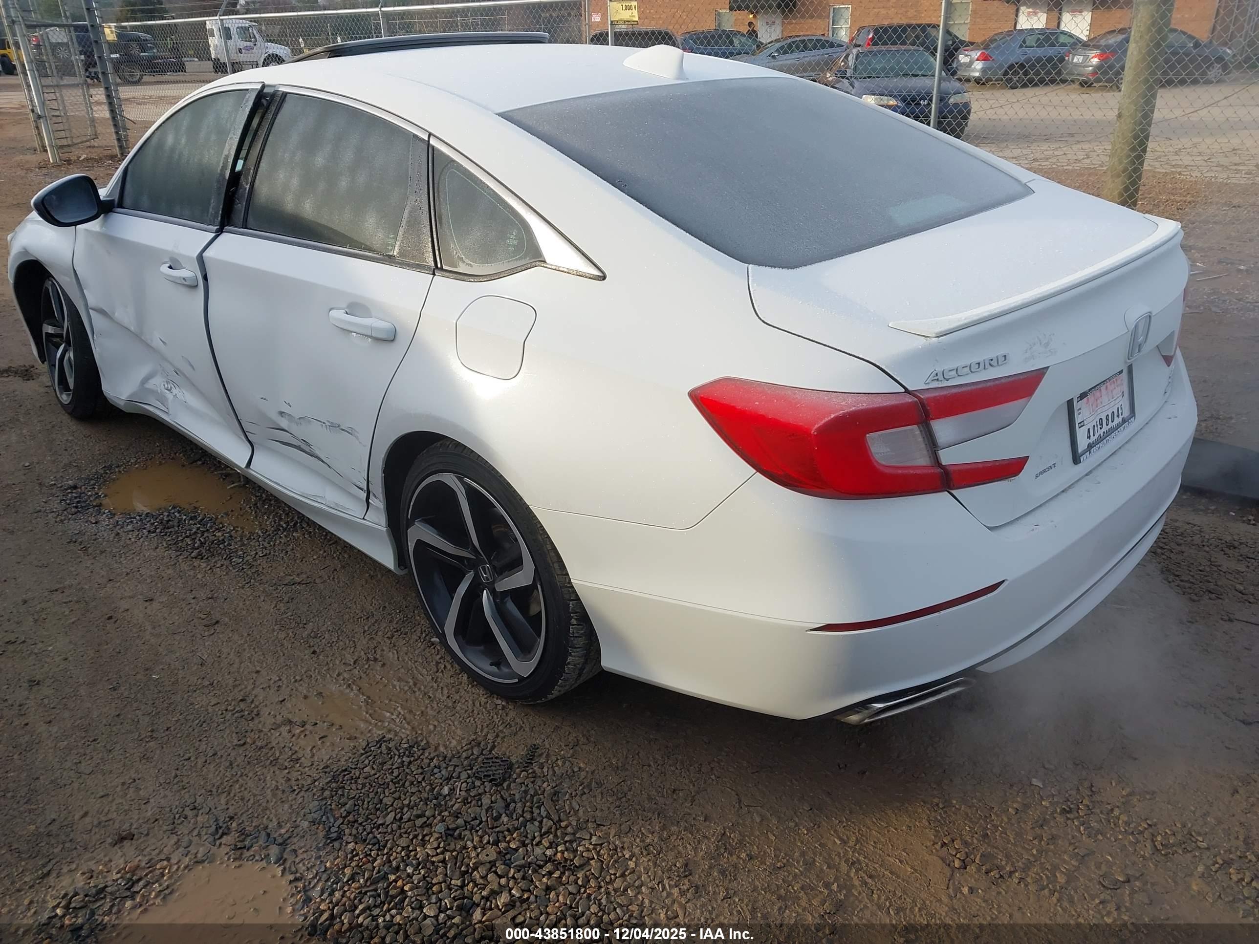 HONDA ACCORD image 3