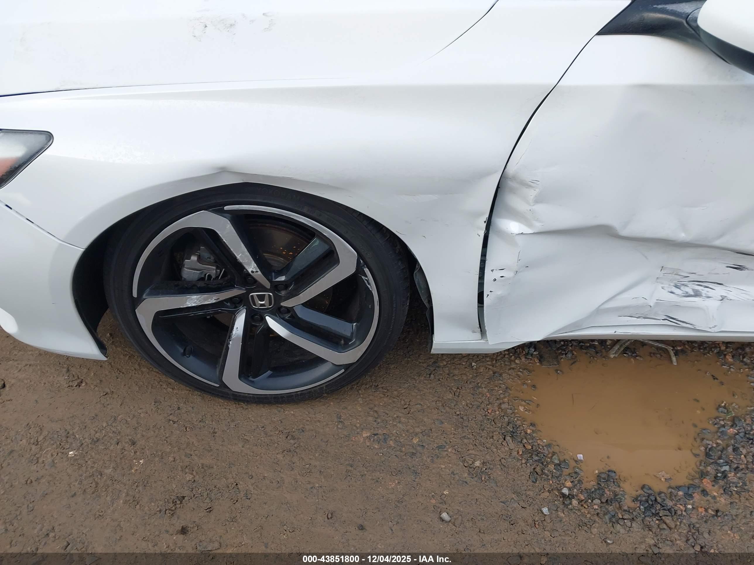 HONDA ACCORD image 6