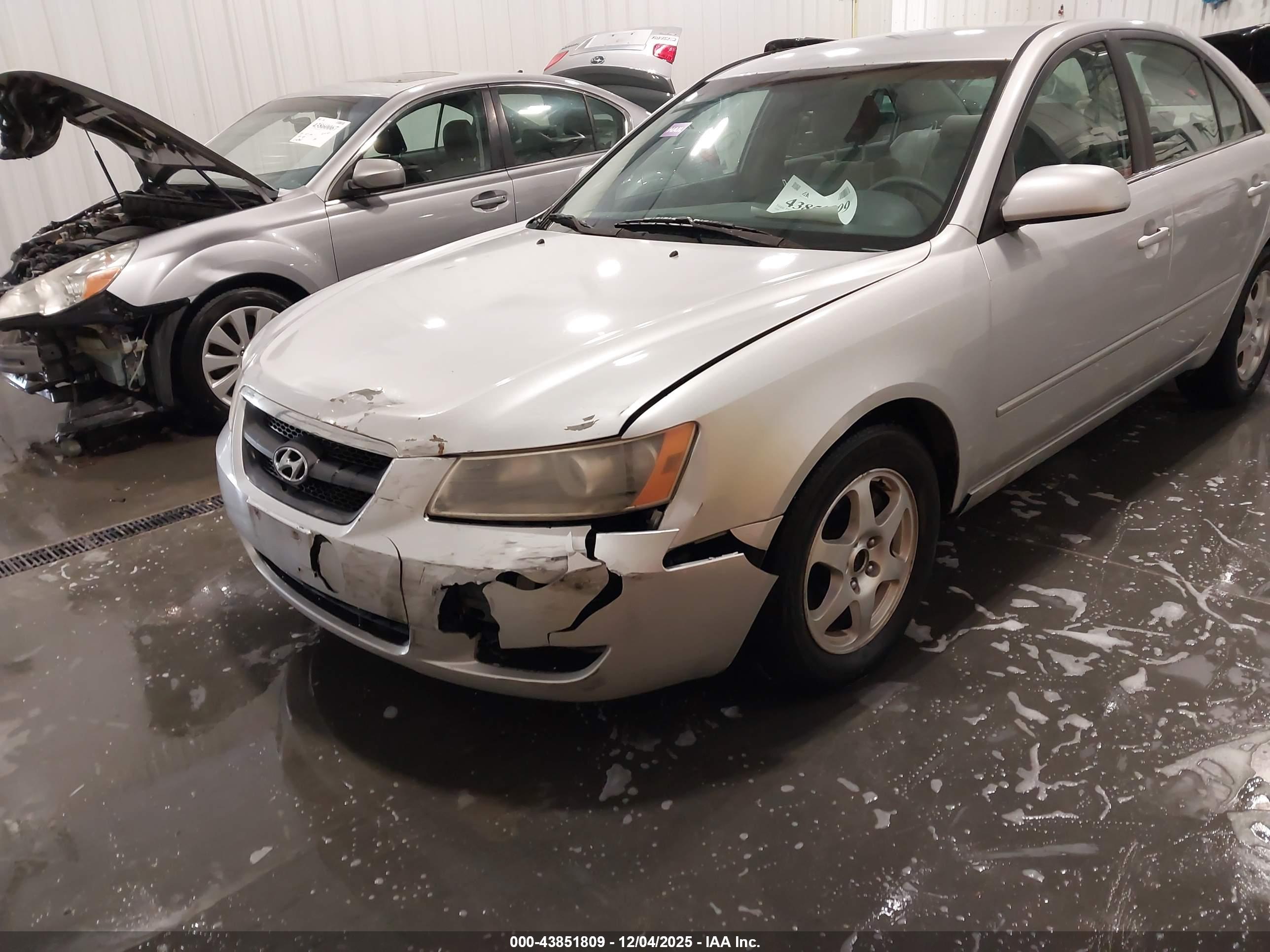 HYUNDAI SONATA image 6