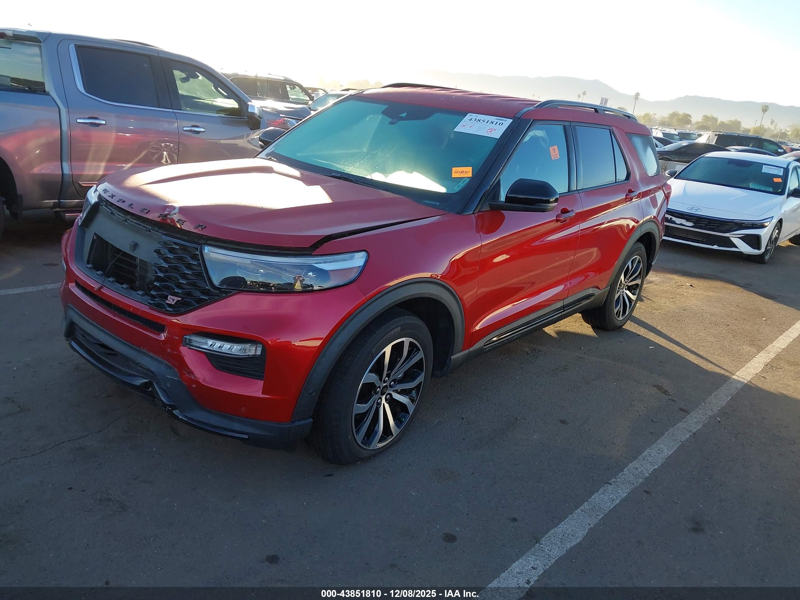 FORD EXPLORER image 2