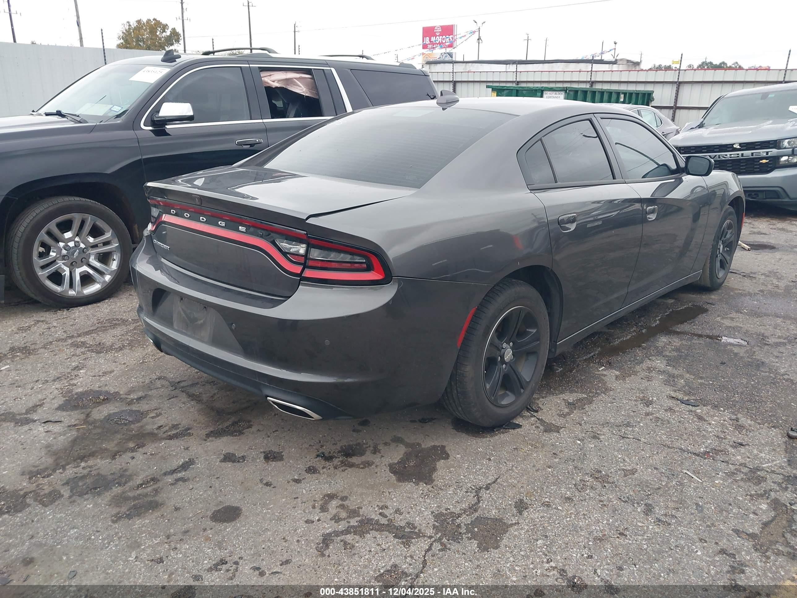 DODGE CHARGER image 4