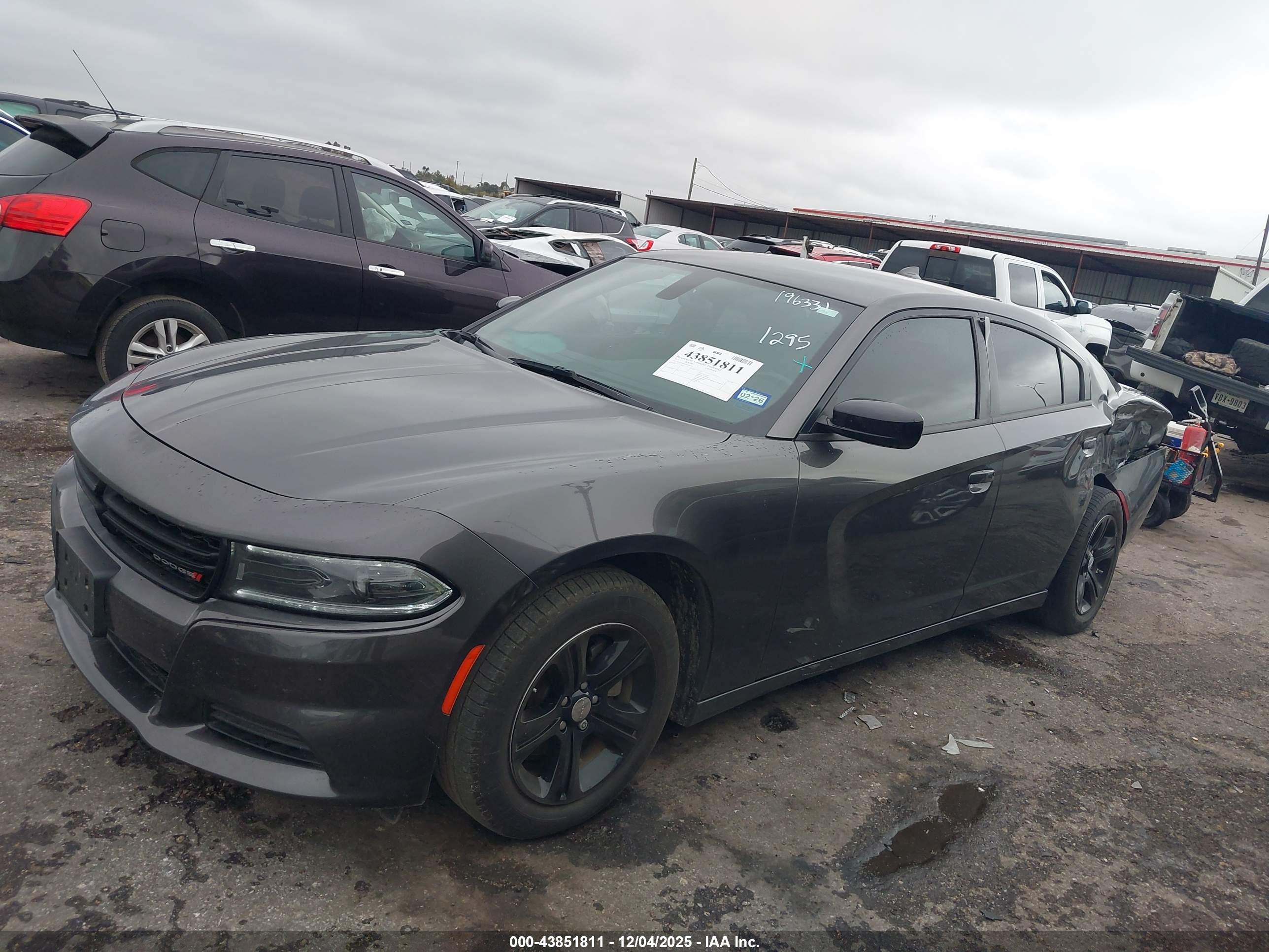 DODGE CHARGER image 6