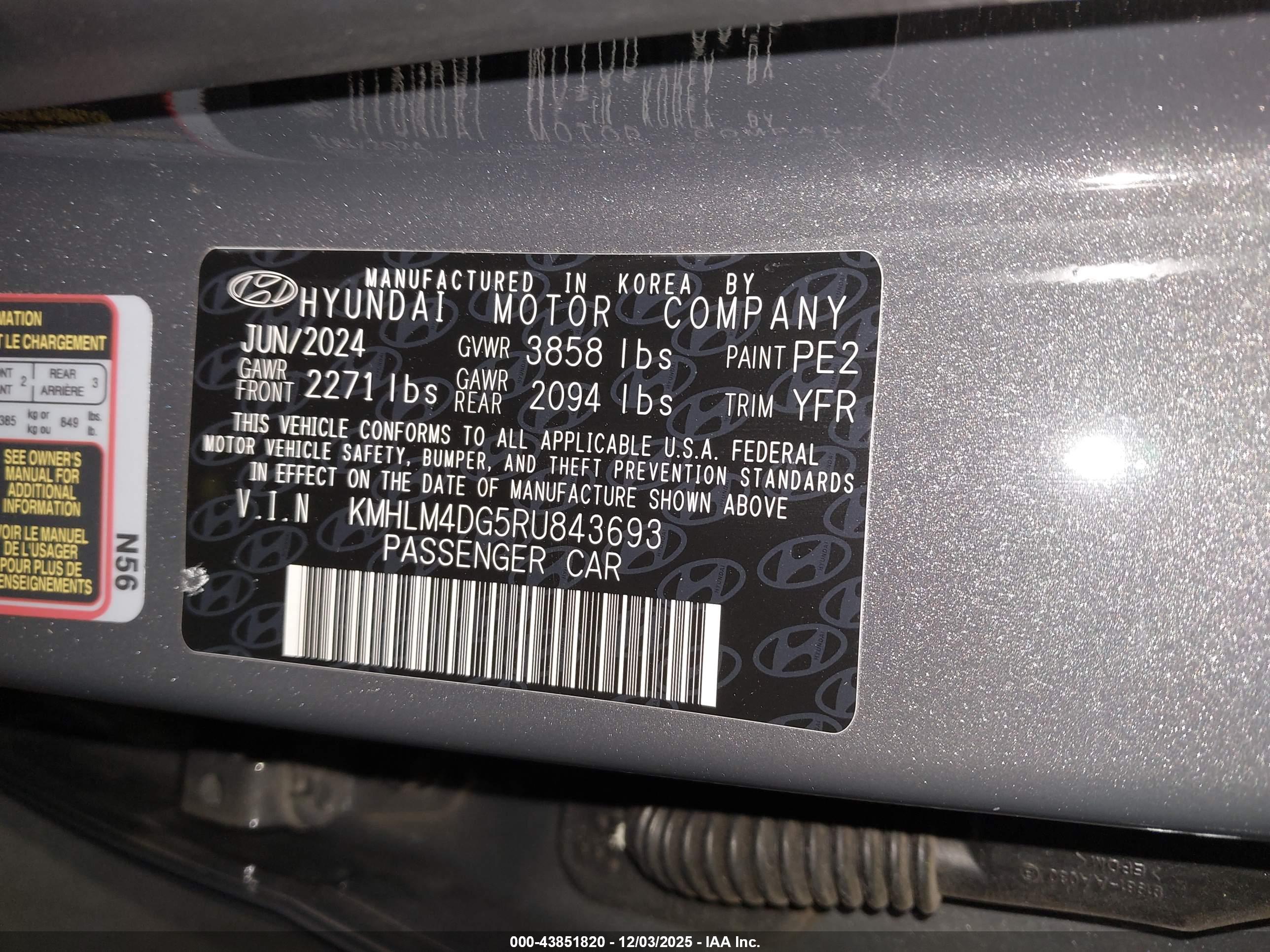 HYUNDAI ELANTRA image 9