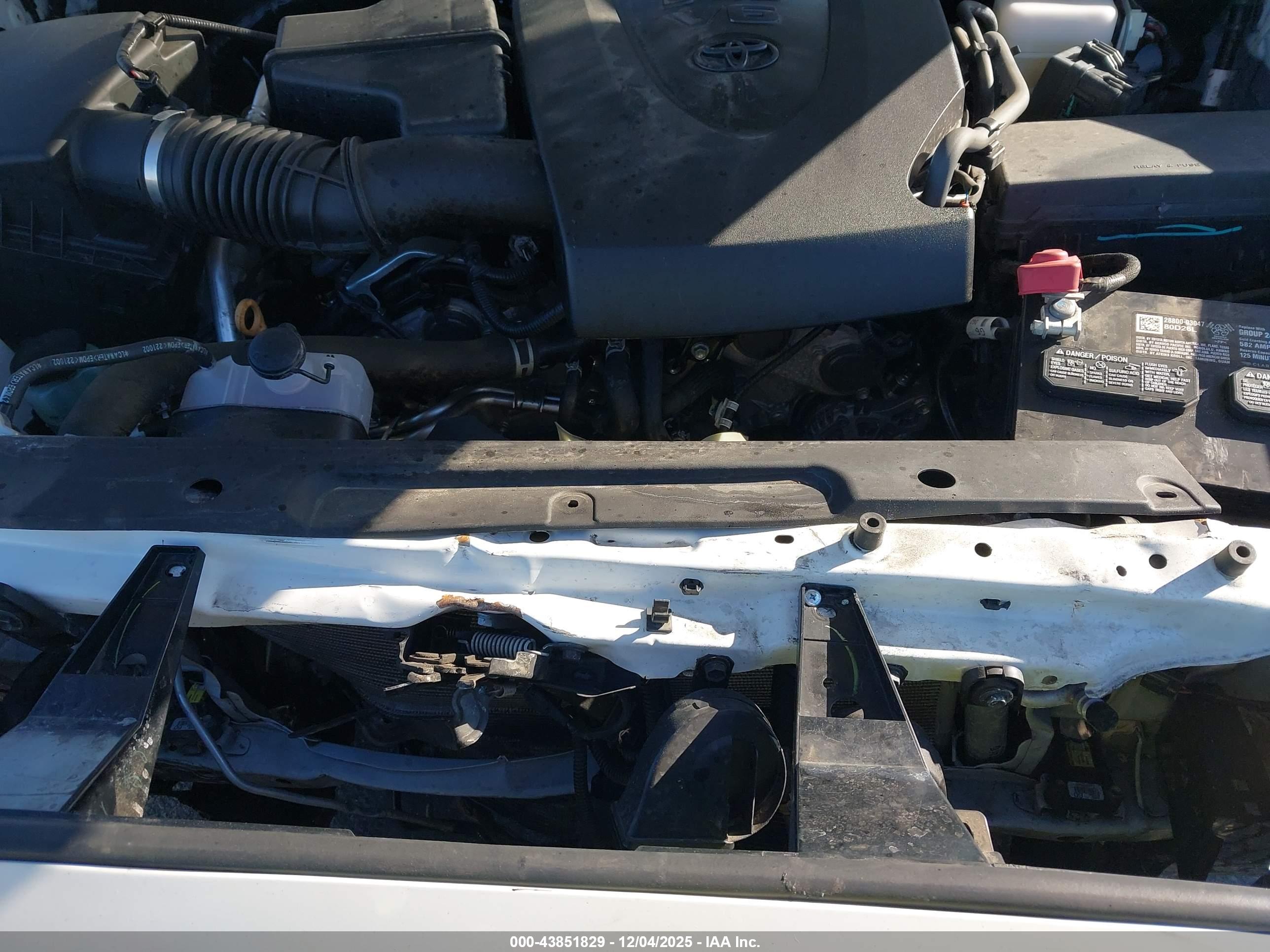 TOYOTA TACOMA image 6