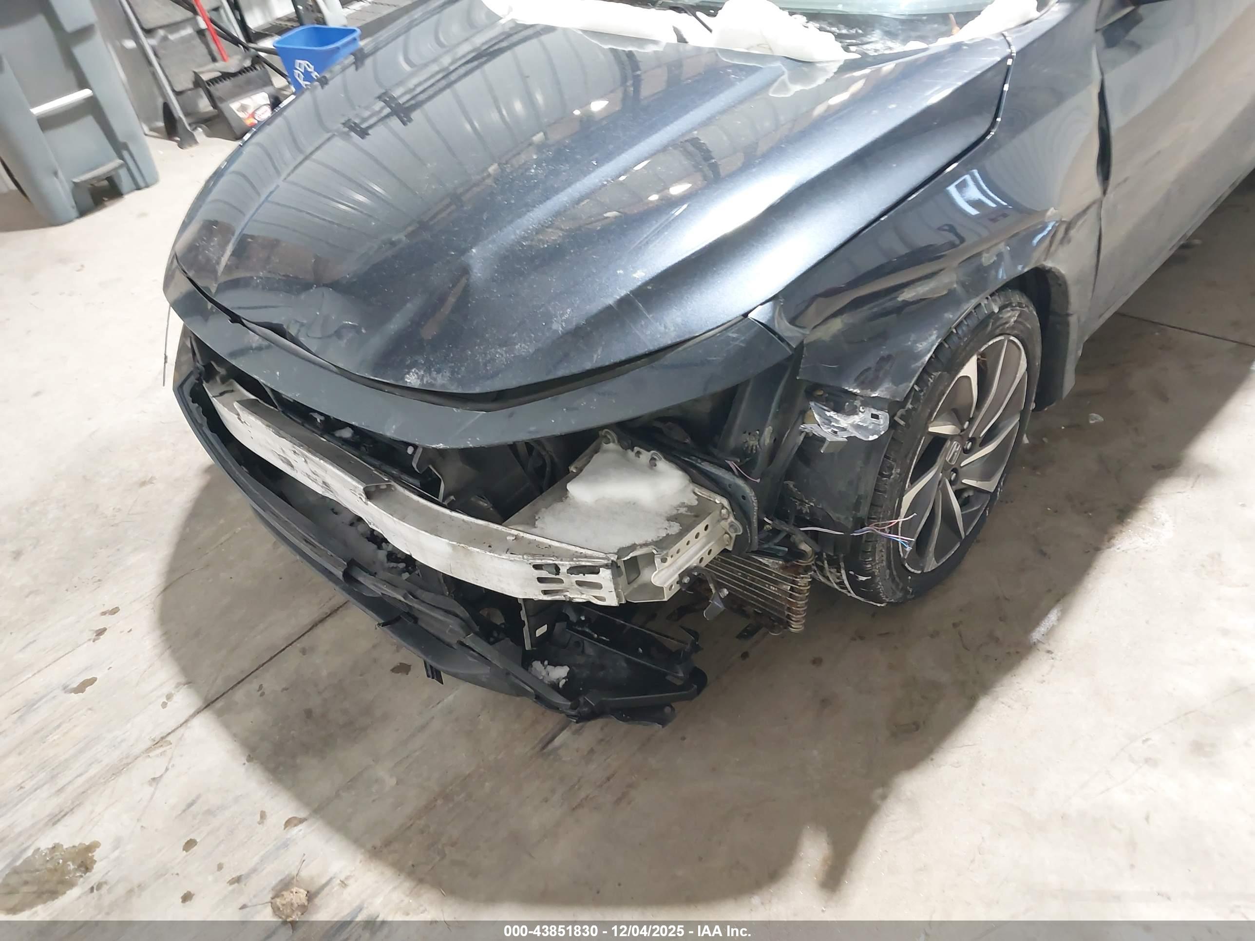 HONDA INSIGHT image 6