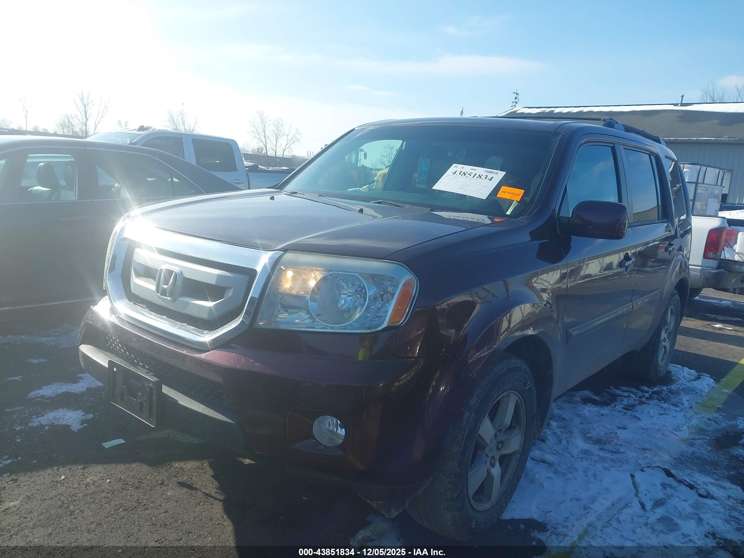 HONDA PILOT image 2