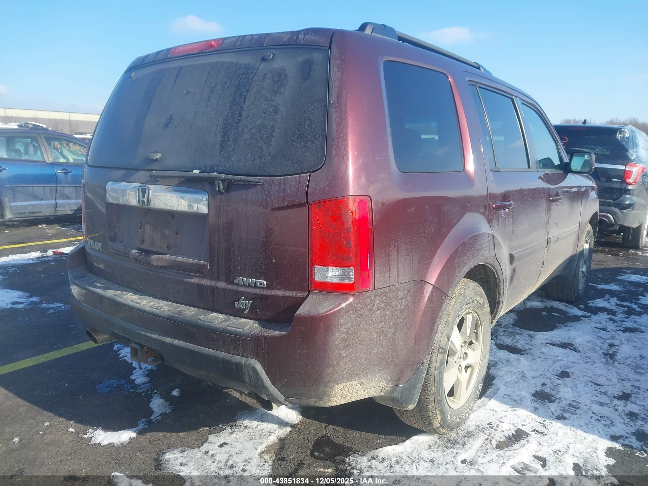 HONDA PILOT image 4
