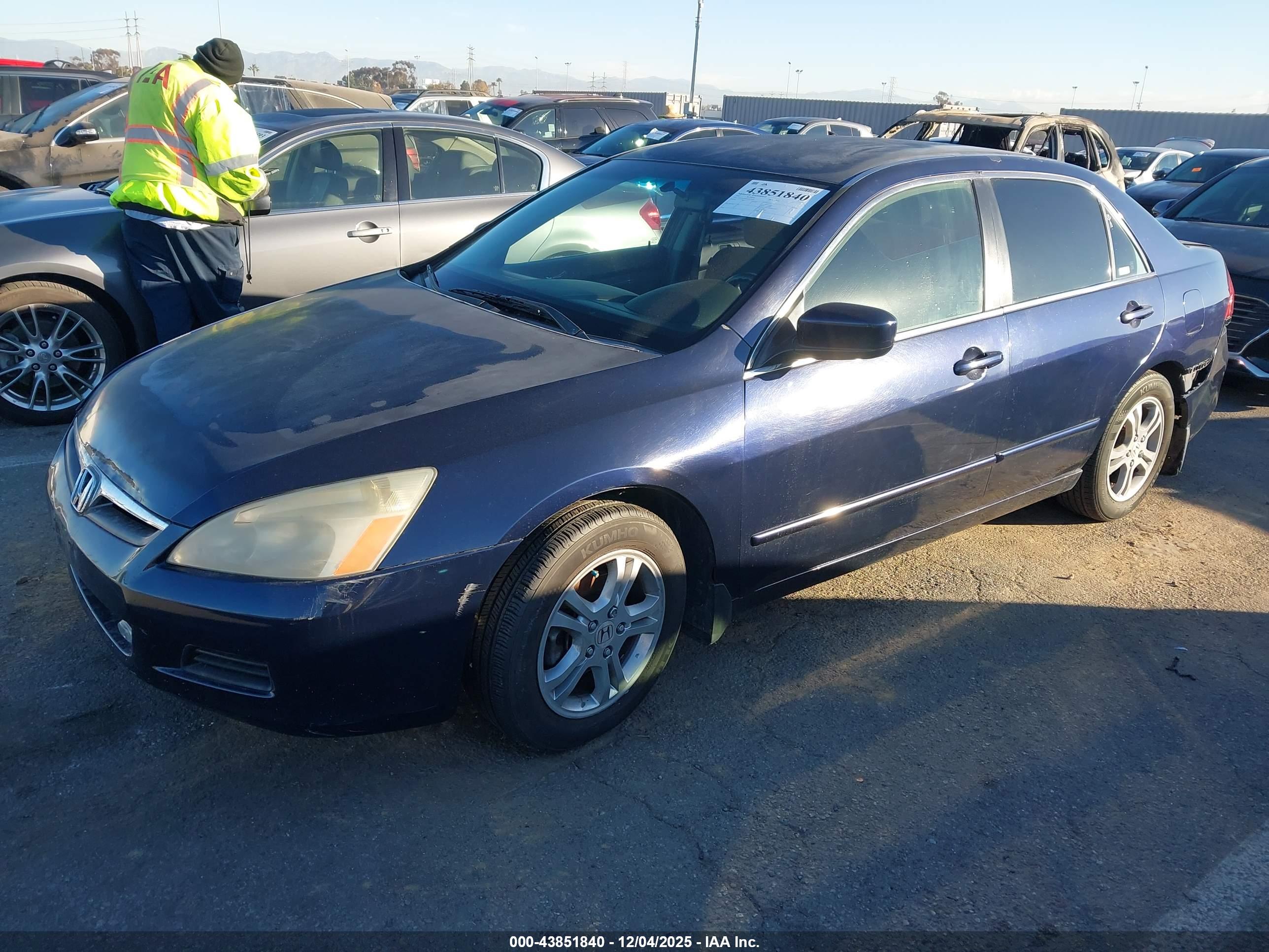 HONDA ACCORD image 2