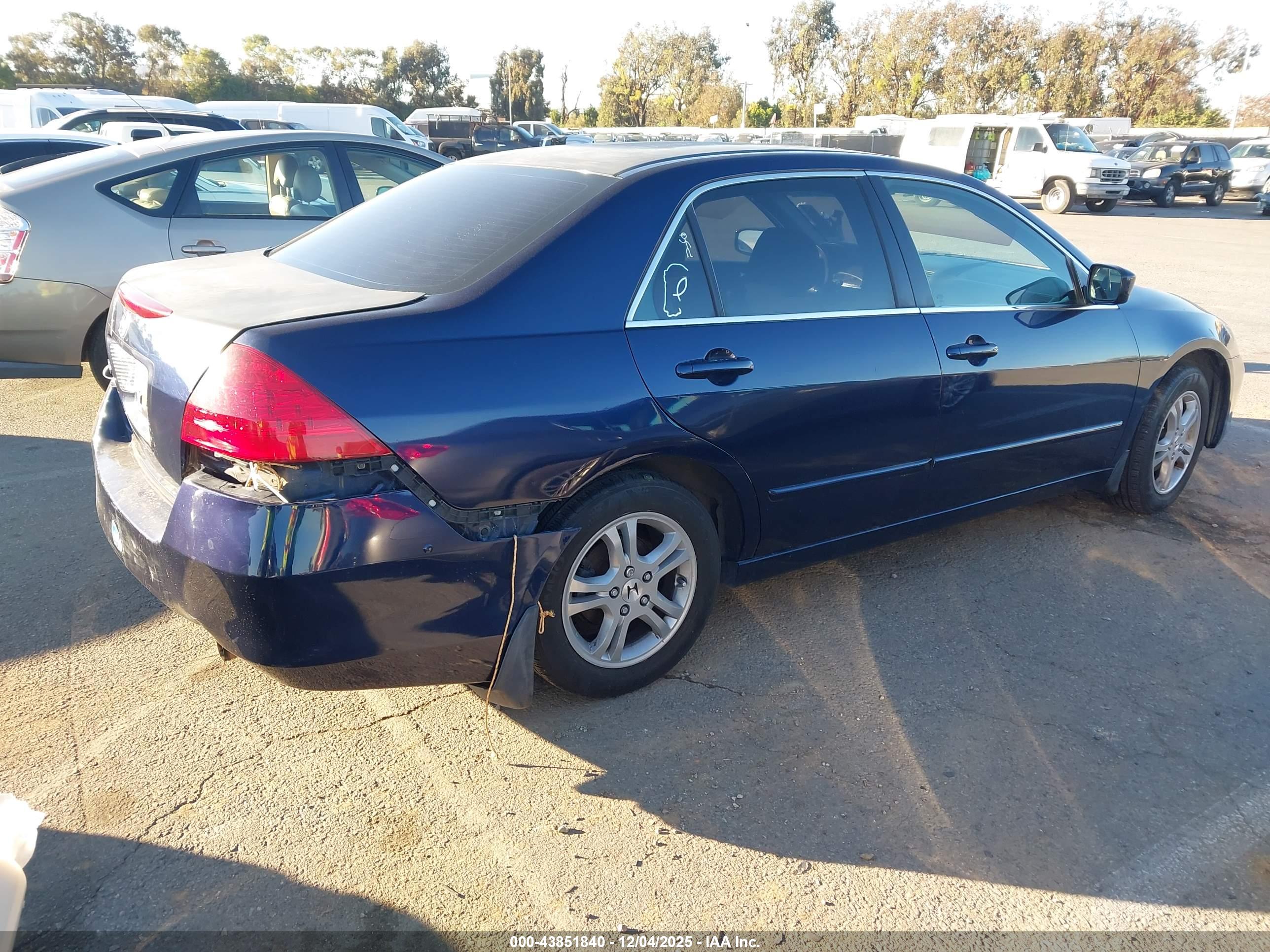 HONDA ACCORD image 4