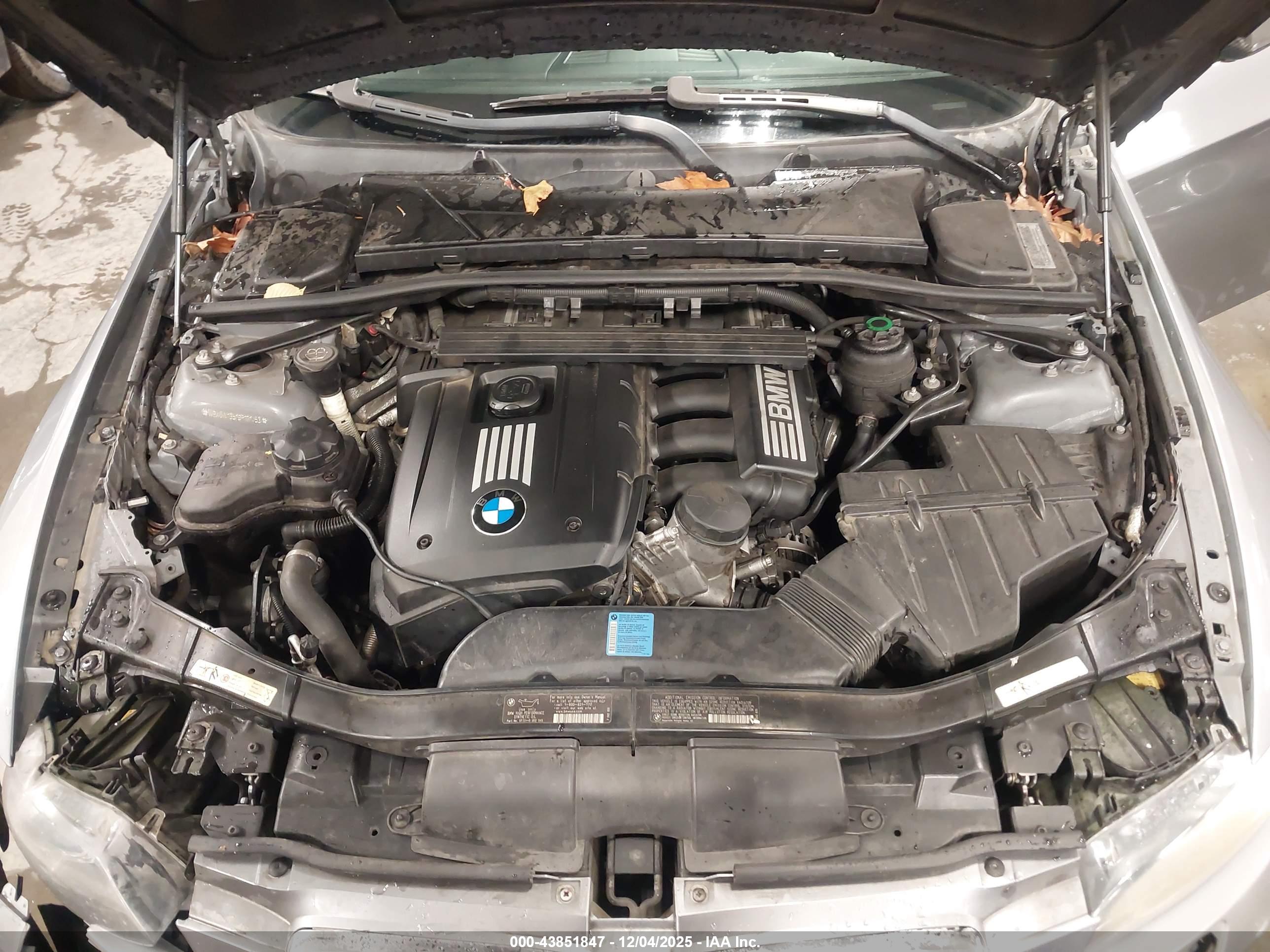 BMW 328I image 10
