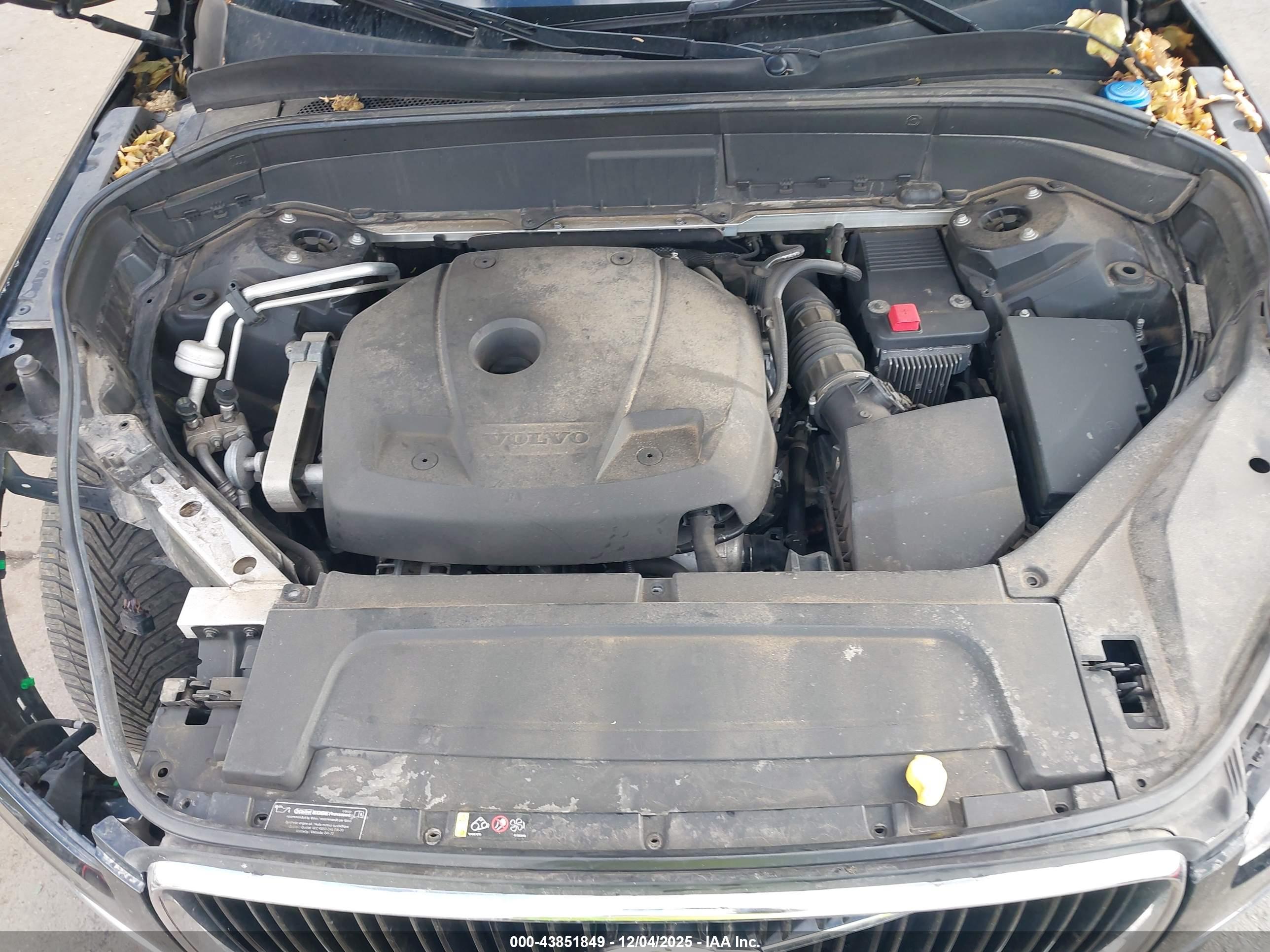 VOLVO XC90 image 10