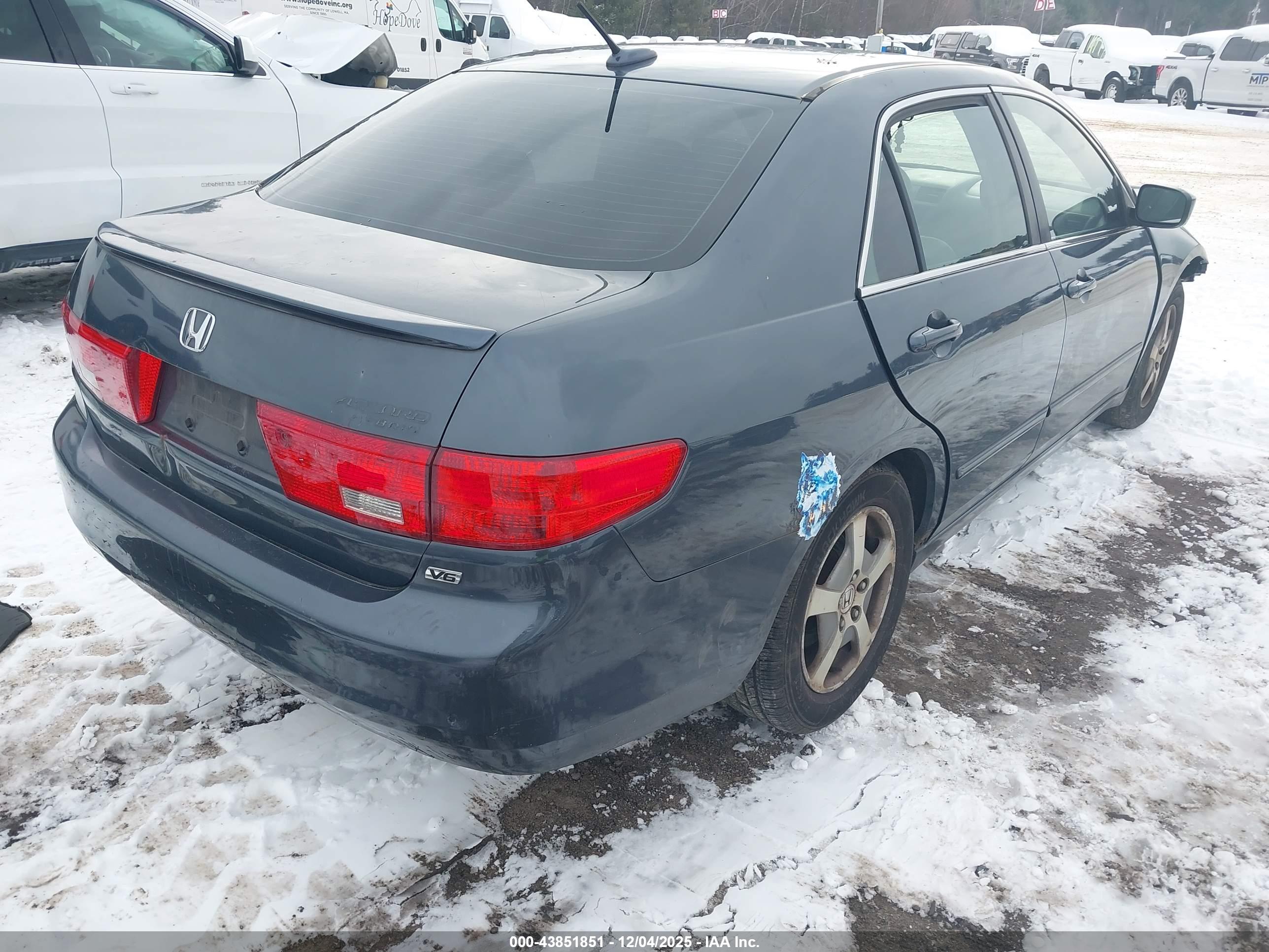HONDA ACCORD image 4