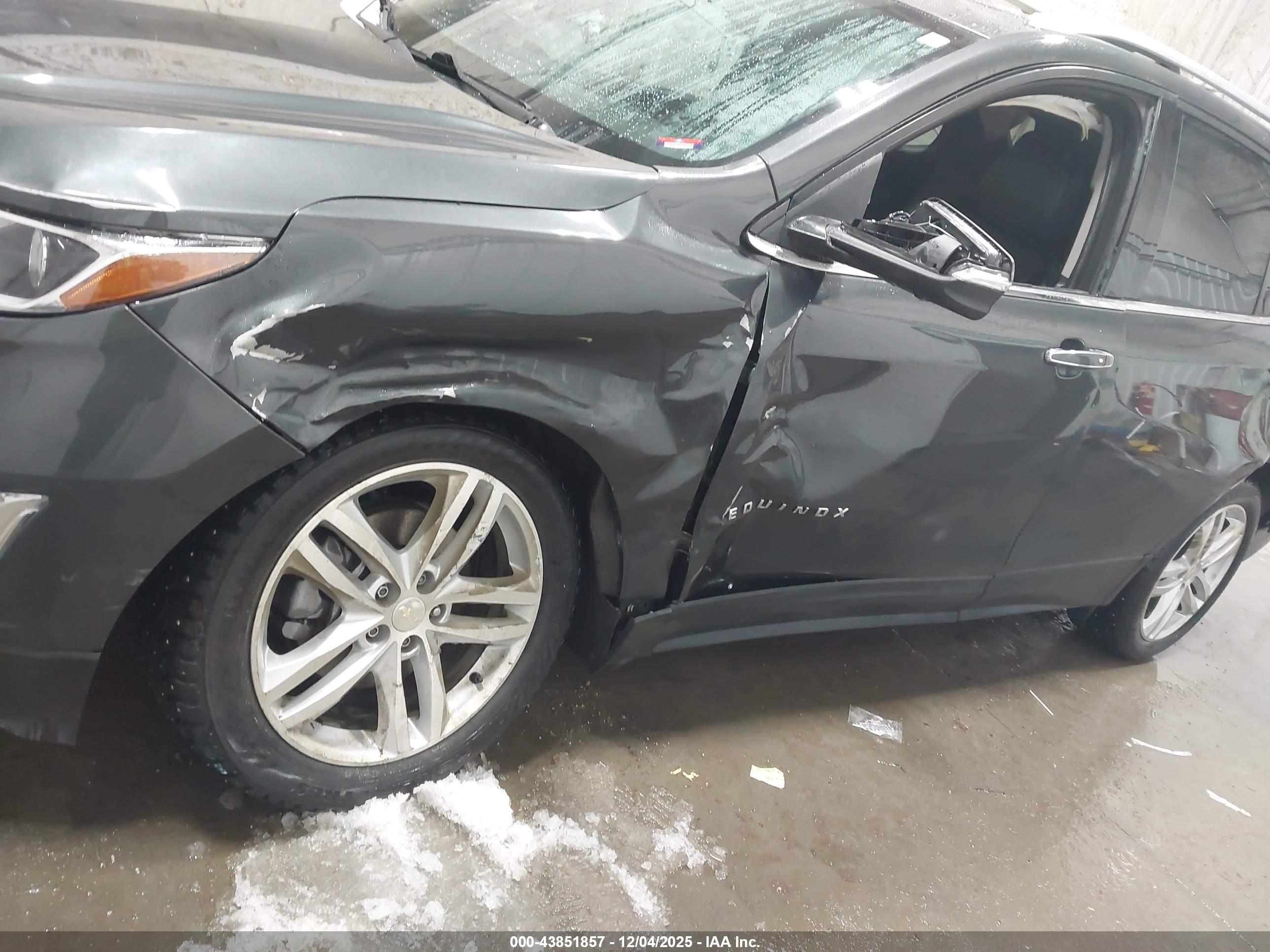 CHEVROLET EQUINOX image 6
