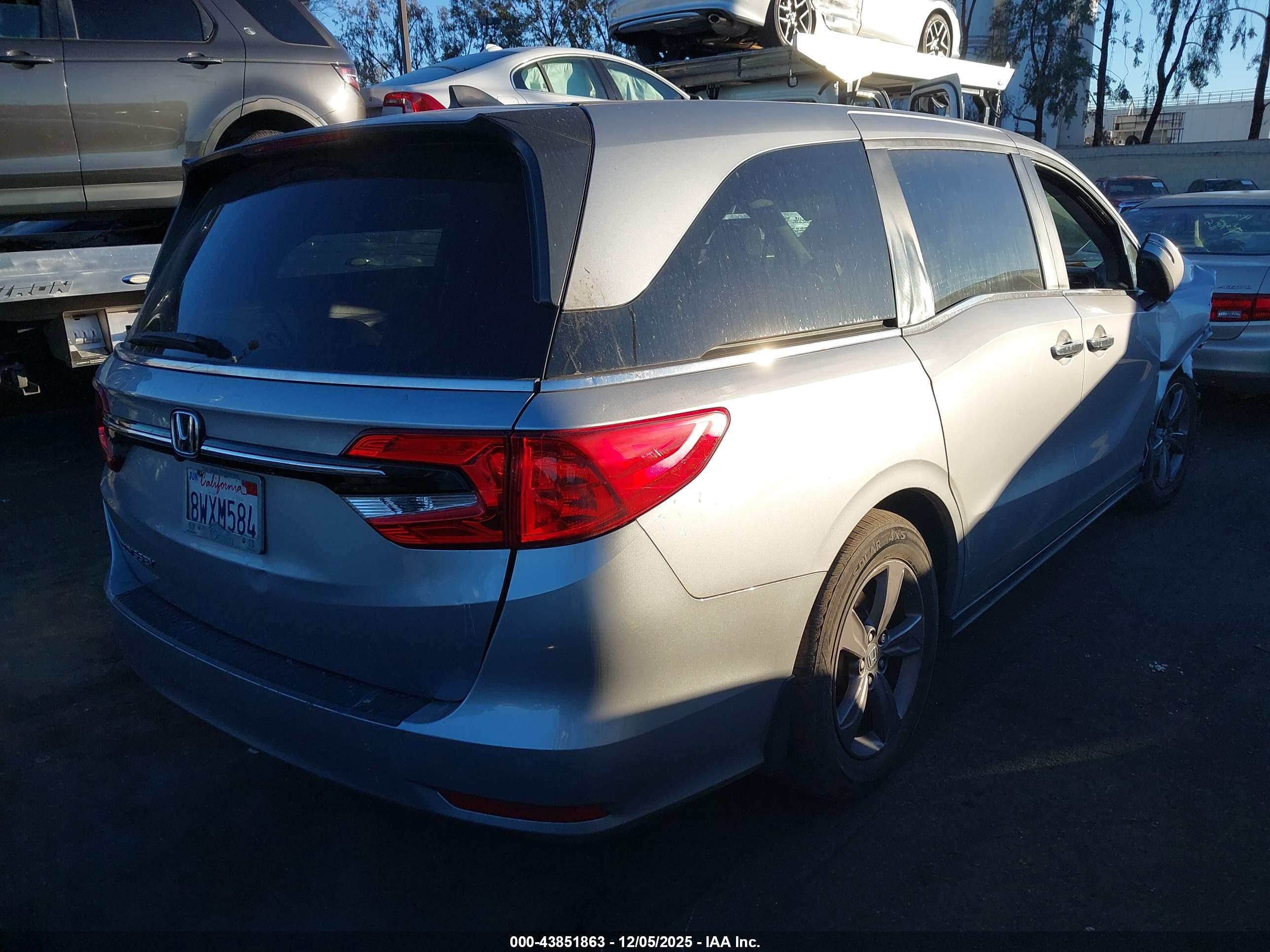 HONDA ODYSSEY image 4