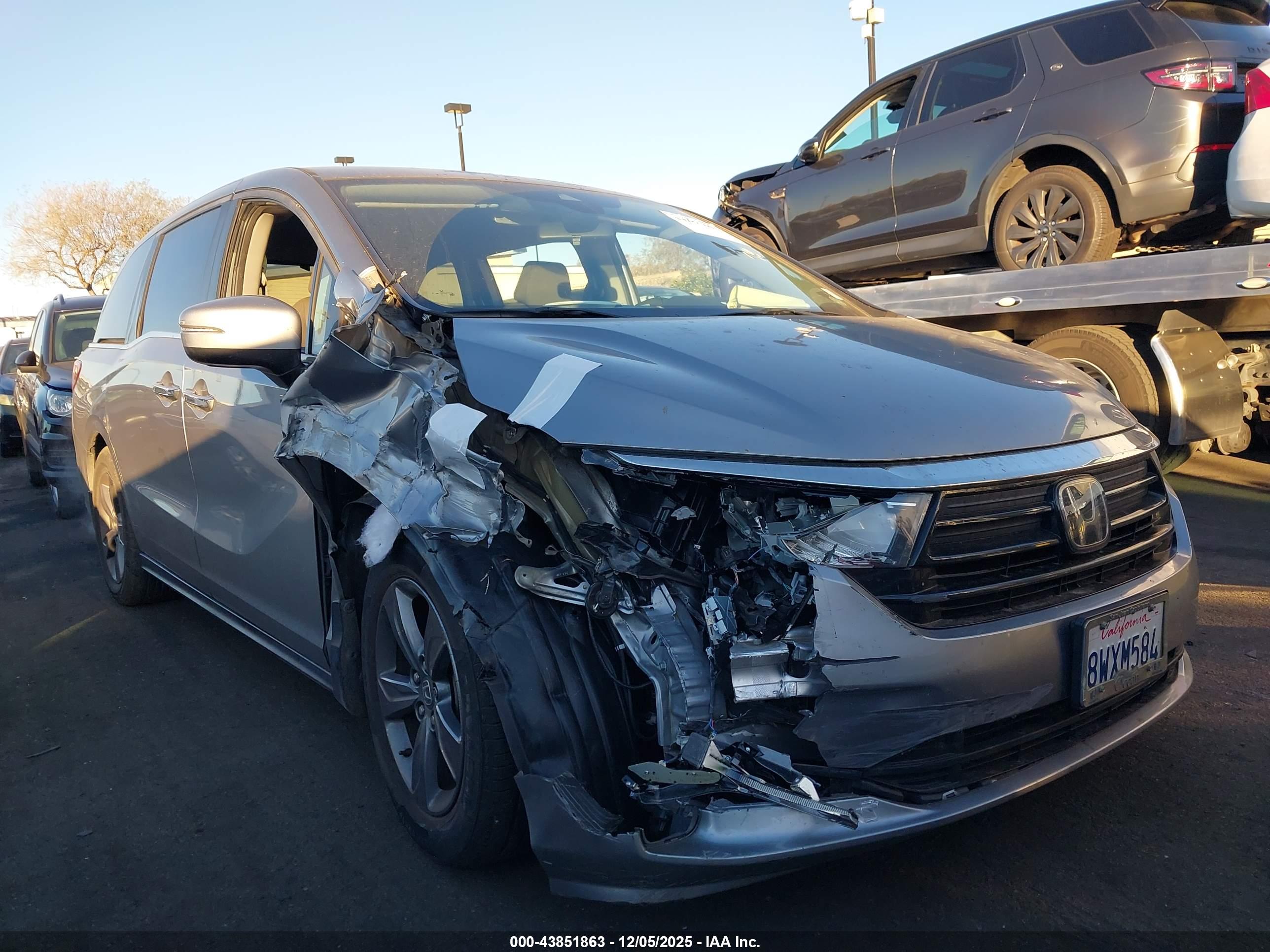 HONDA ODYSSEY image 6