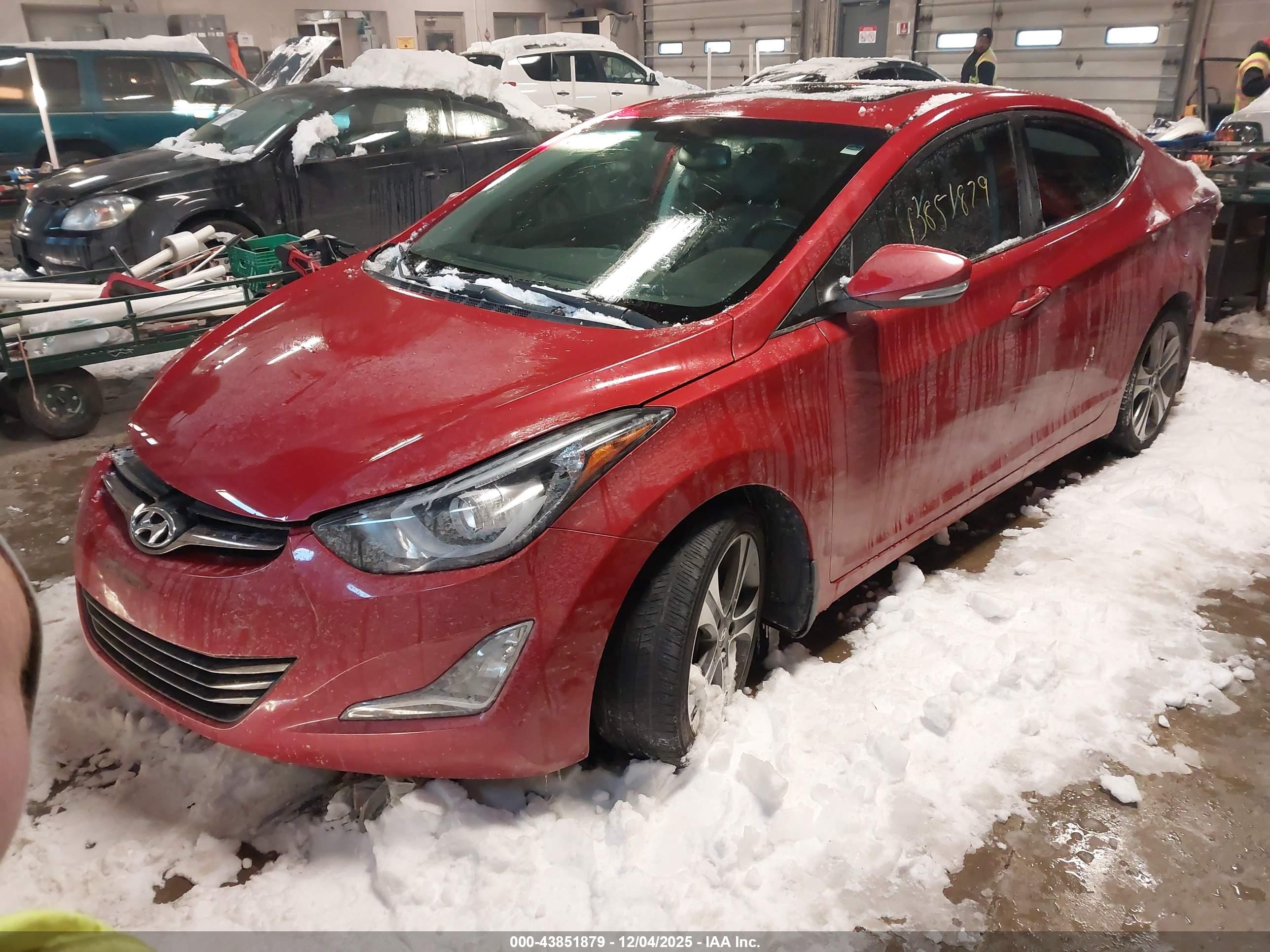 HYUNDAI ELANTRA image 2