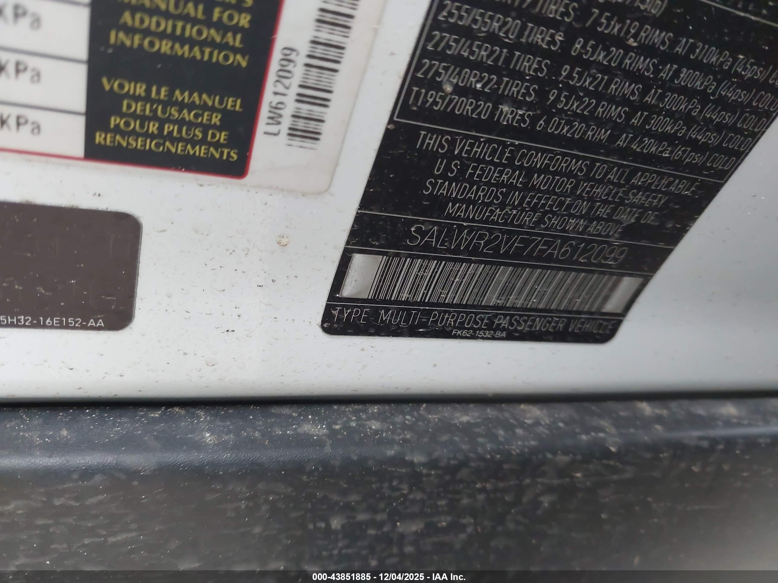 LAND ROVER image 9