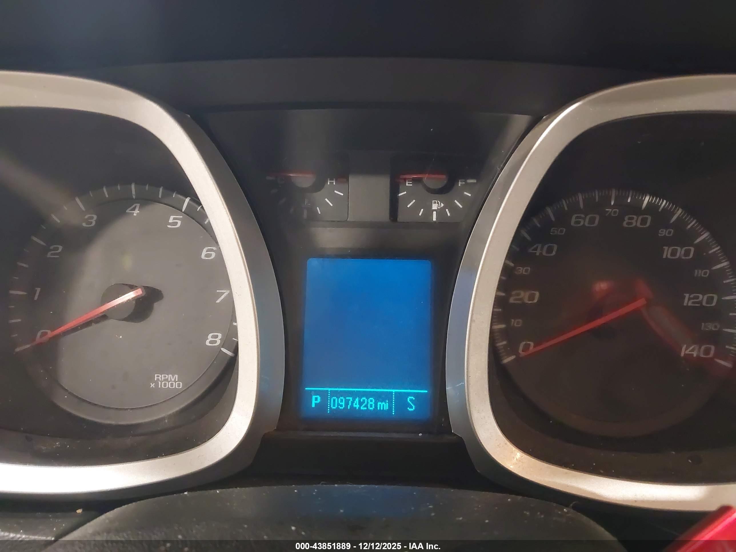 CHEVROLET EQUINOX image 7
