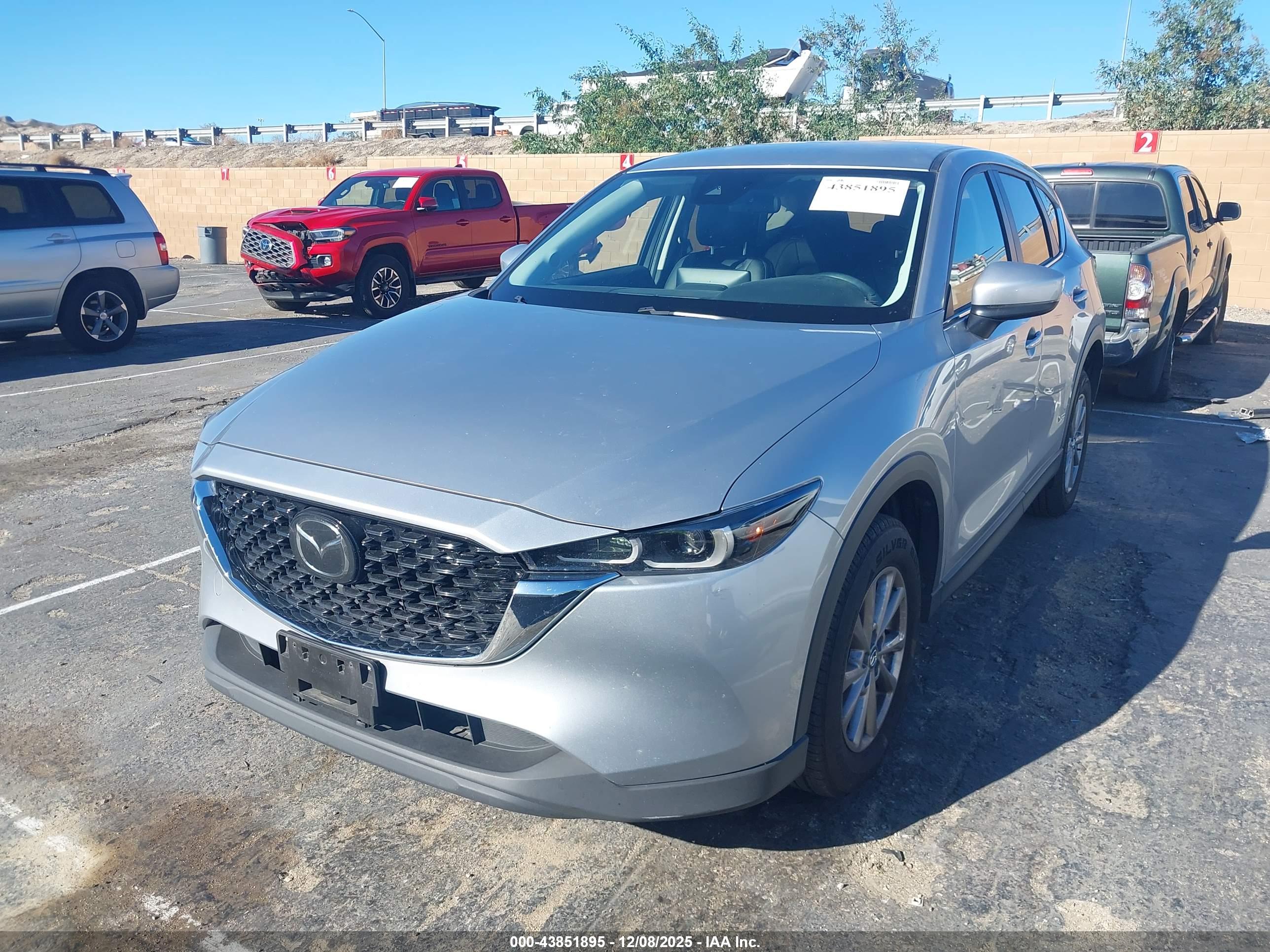 MAZDA CX-5 image 2