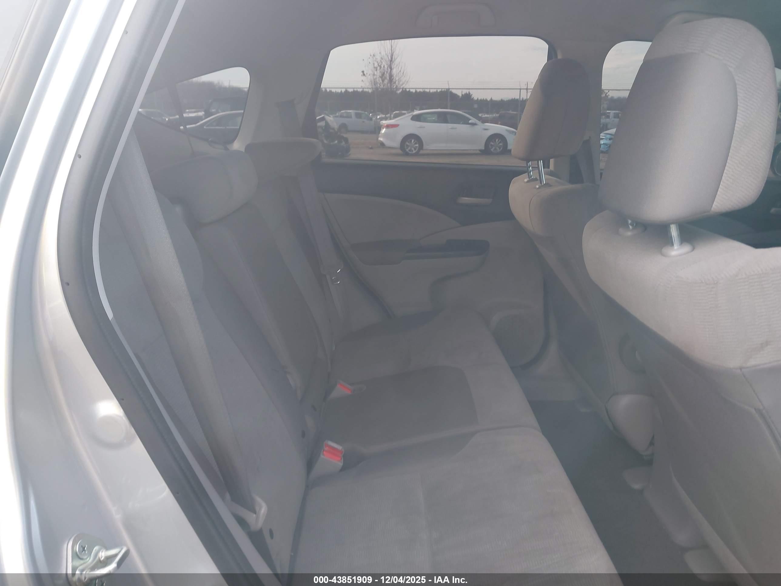 HONDA CR-V image 8