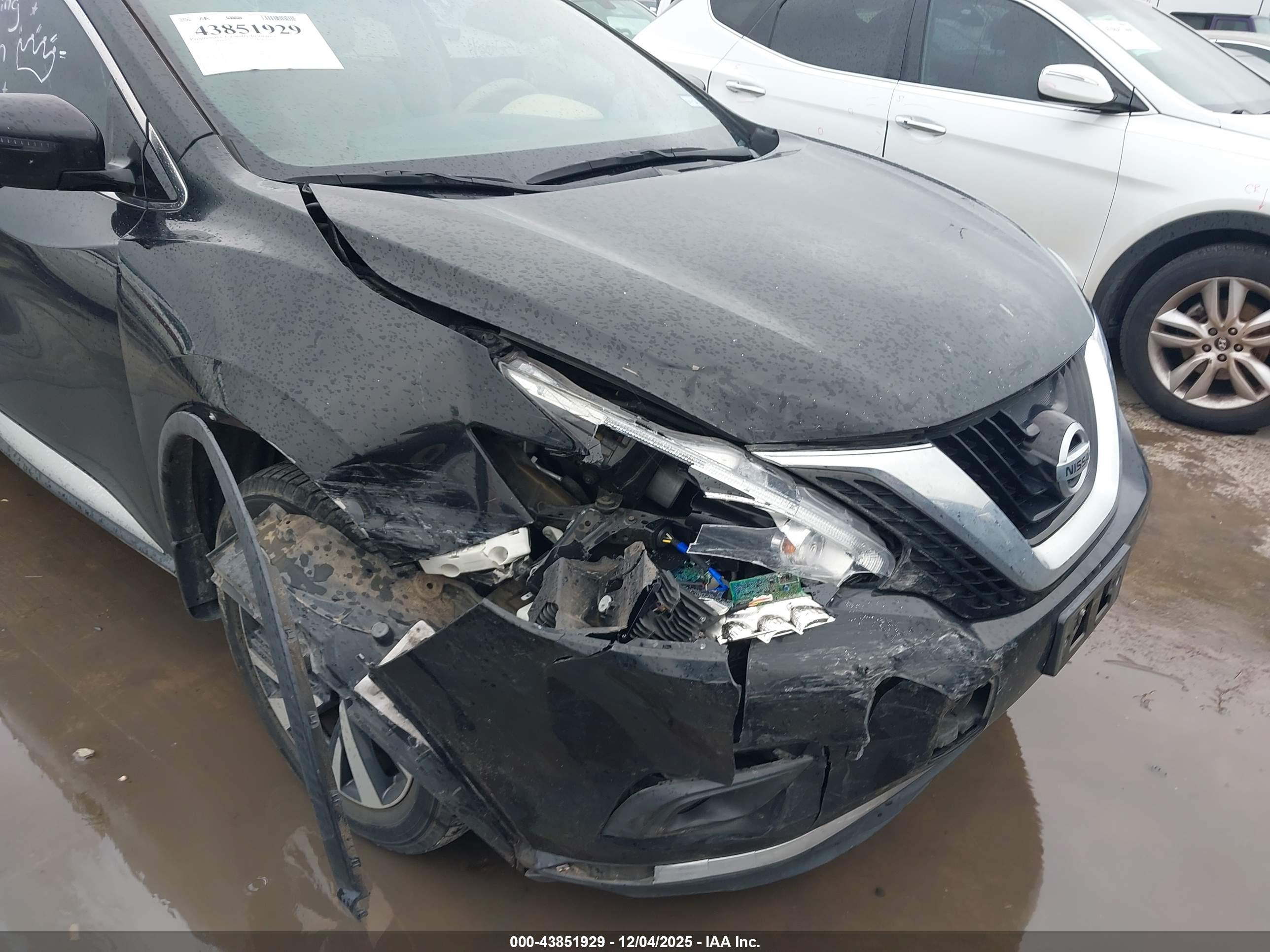 NISSAN MURANO image 6