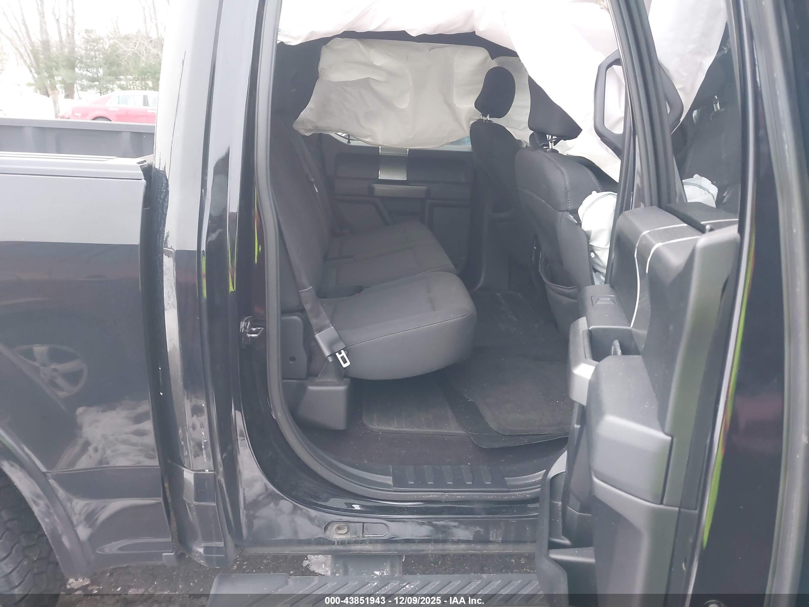FORD F-150 image 8