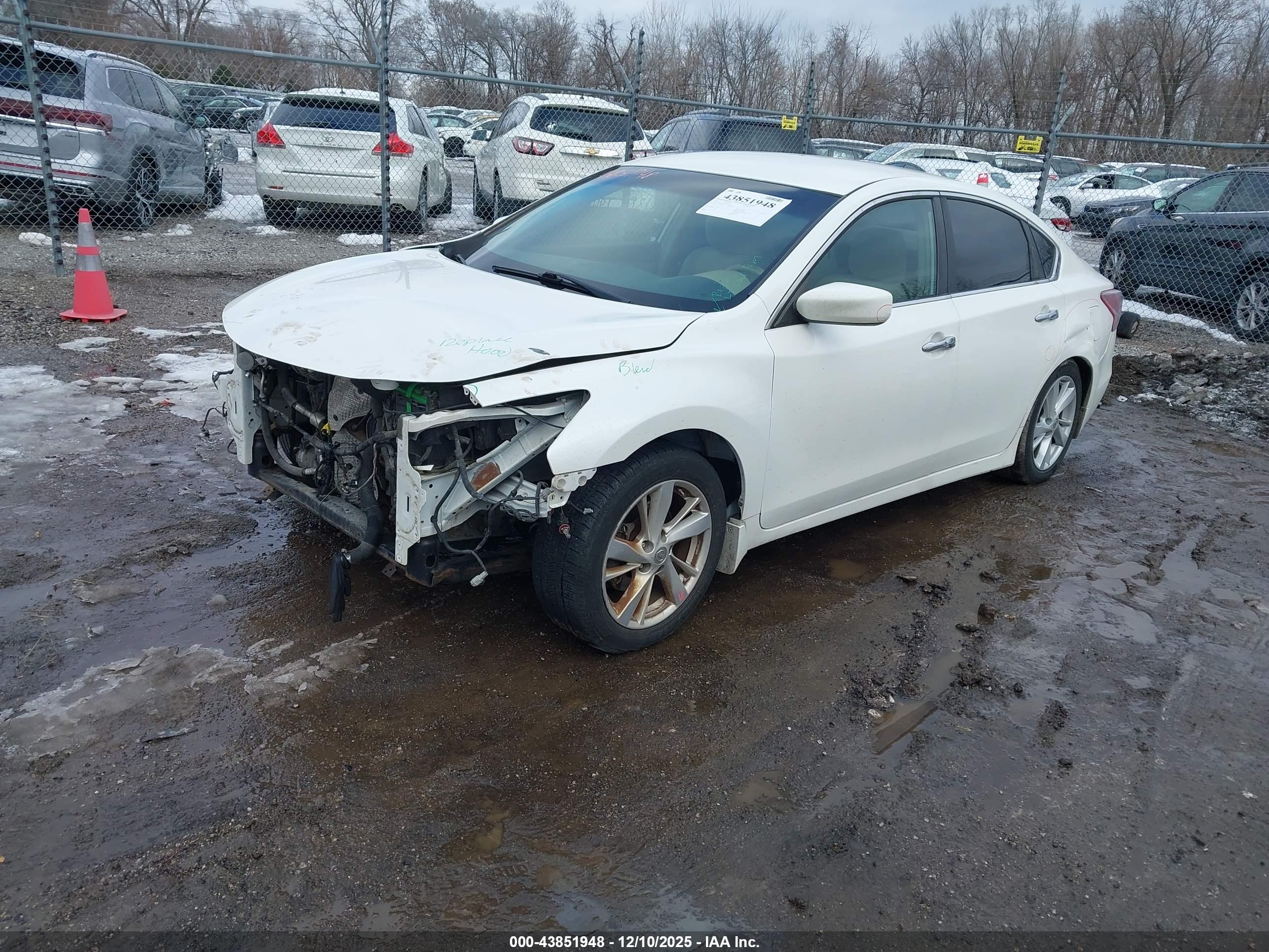 NISSAN ALTIMA image 2