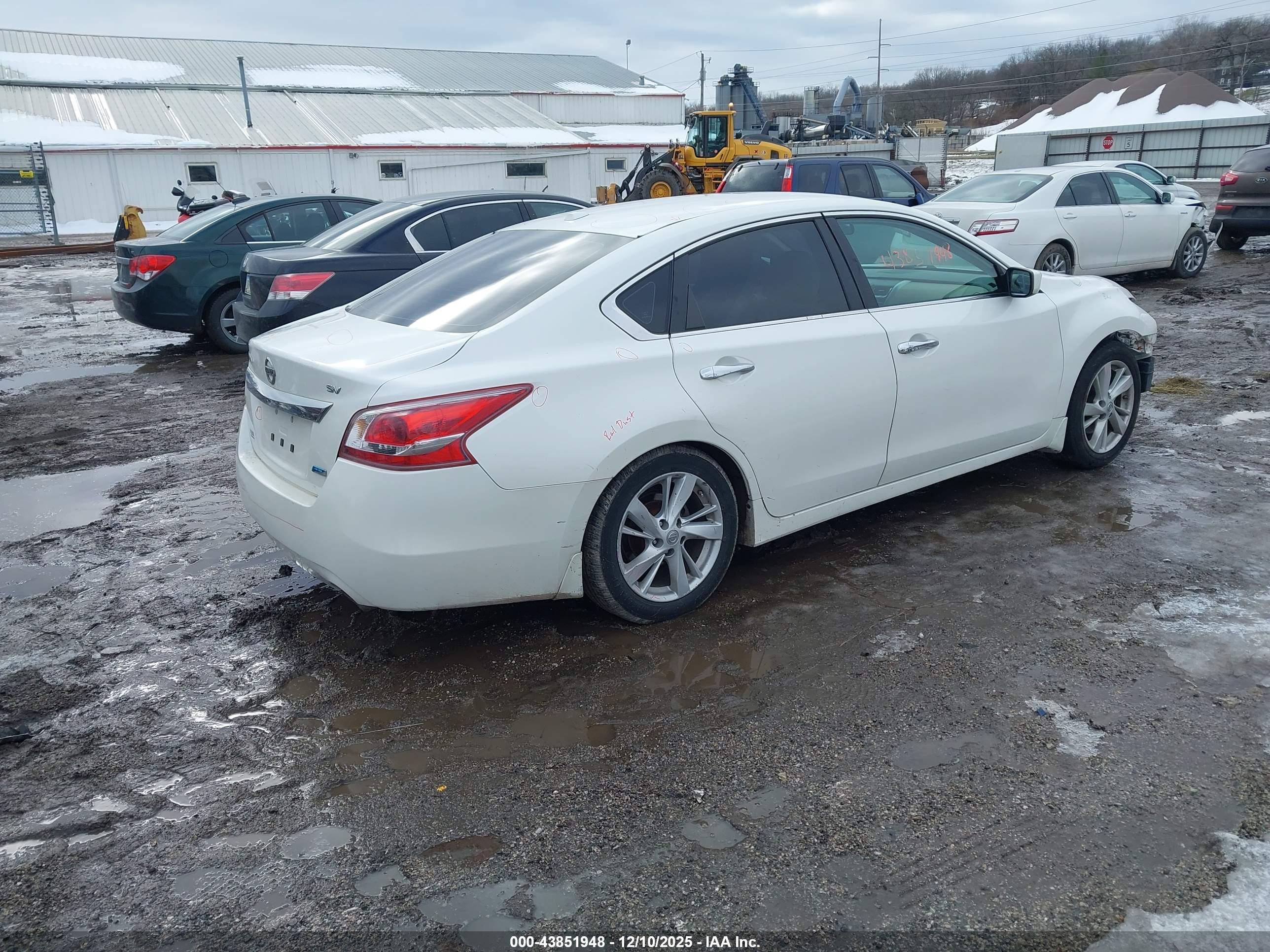 NISSAN ALTIMA image 4