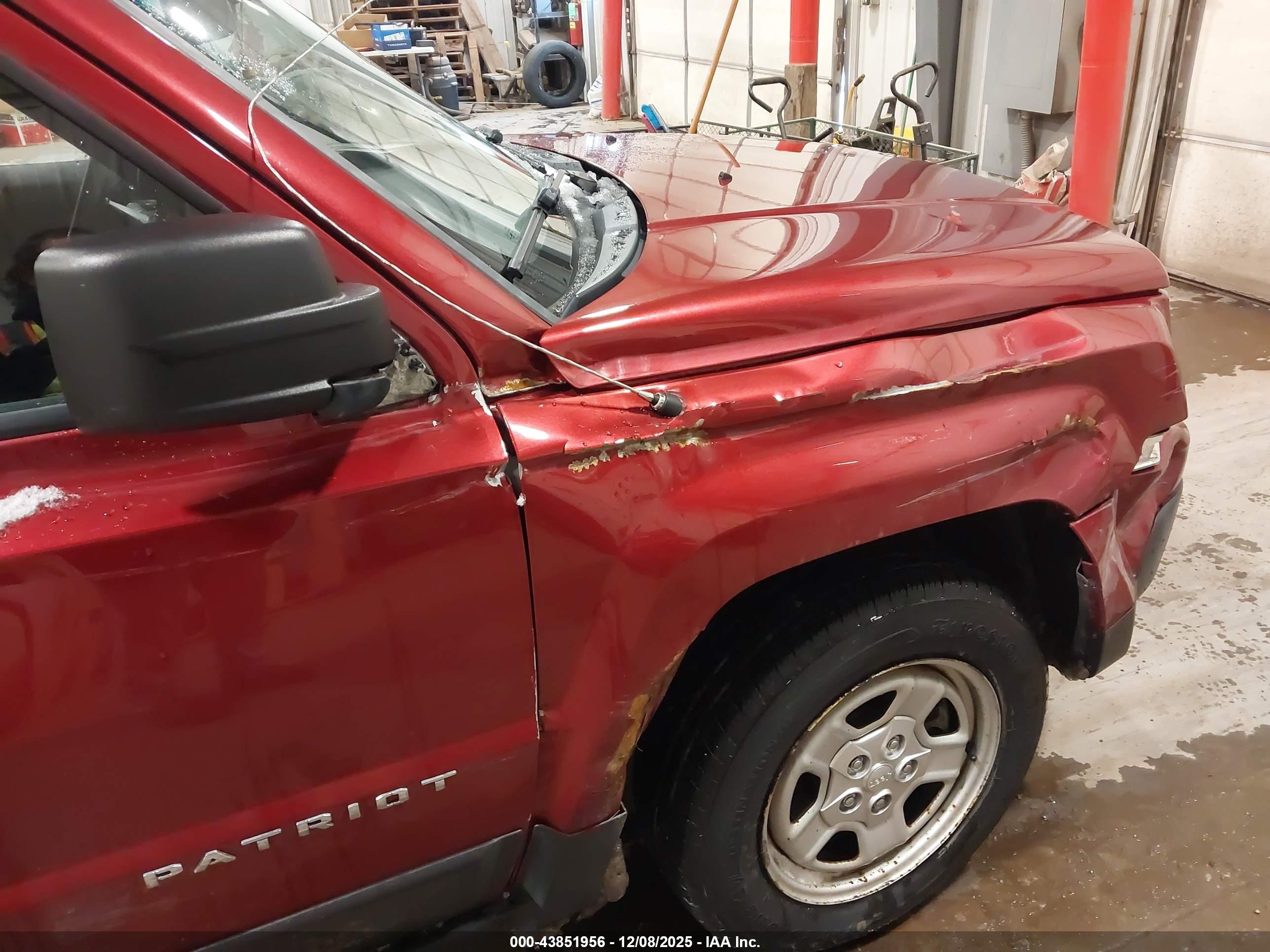JEEP PATRIOT image 6