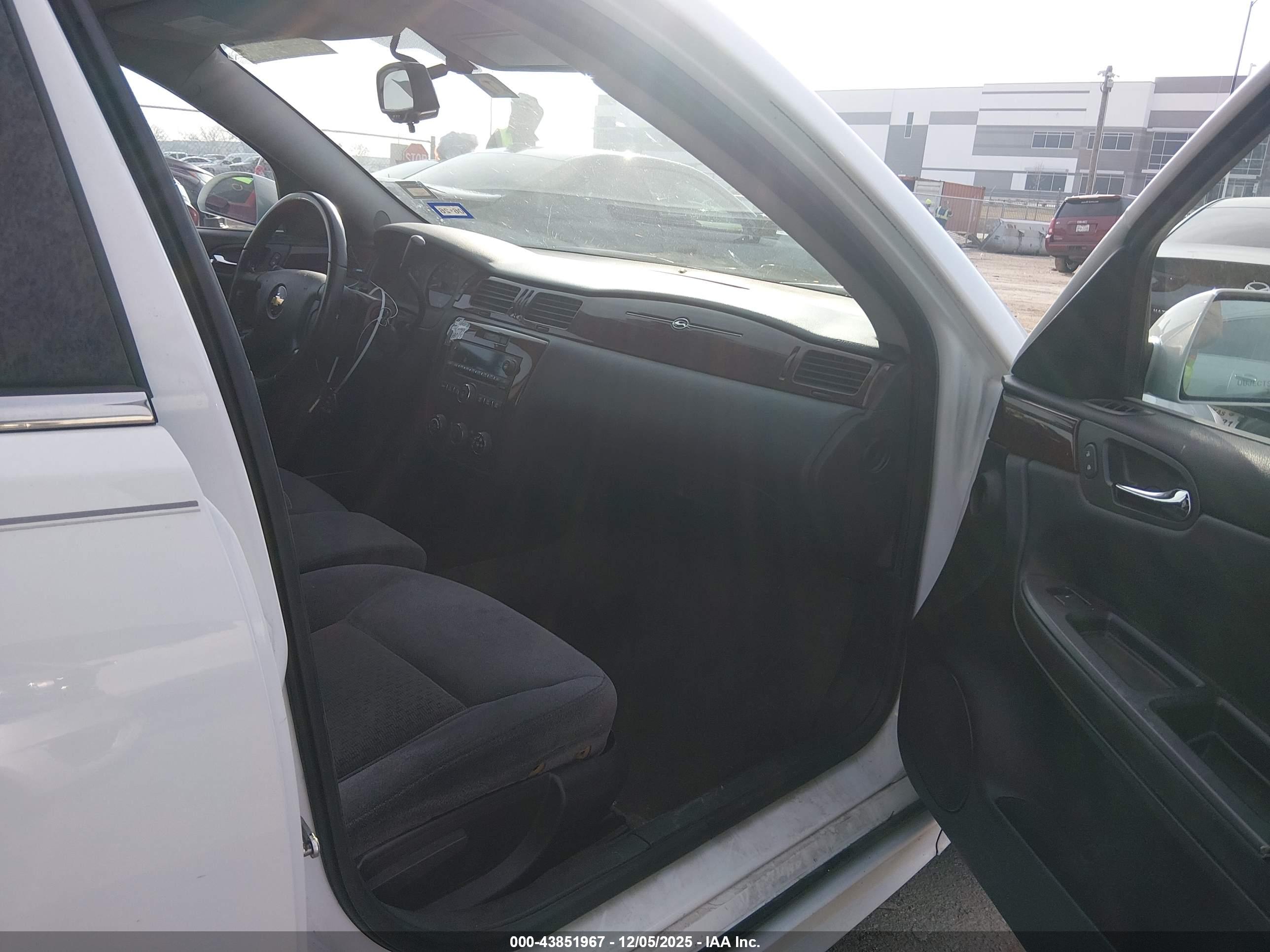 CHEVROLET IMPALA image 5