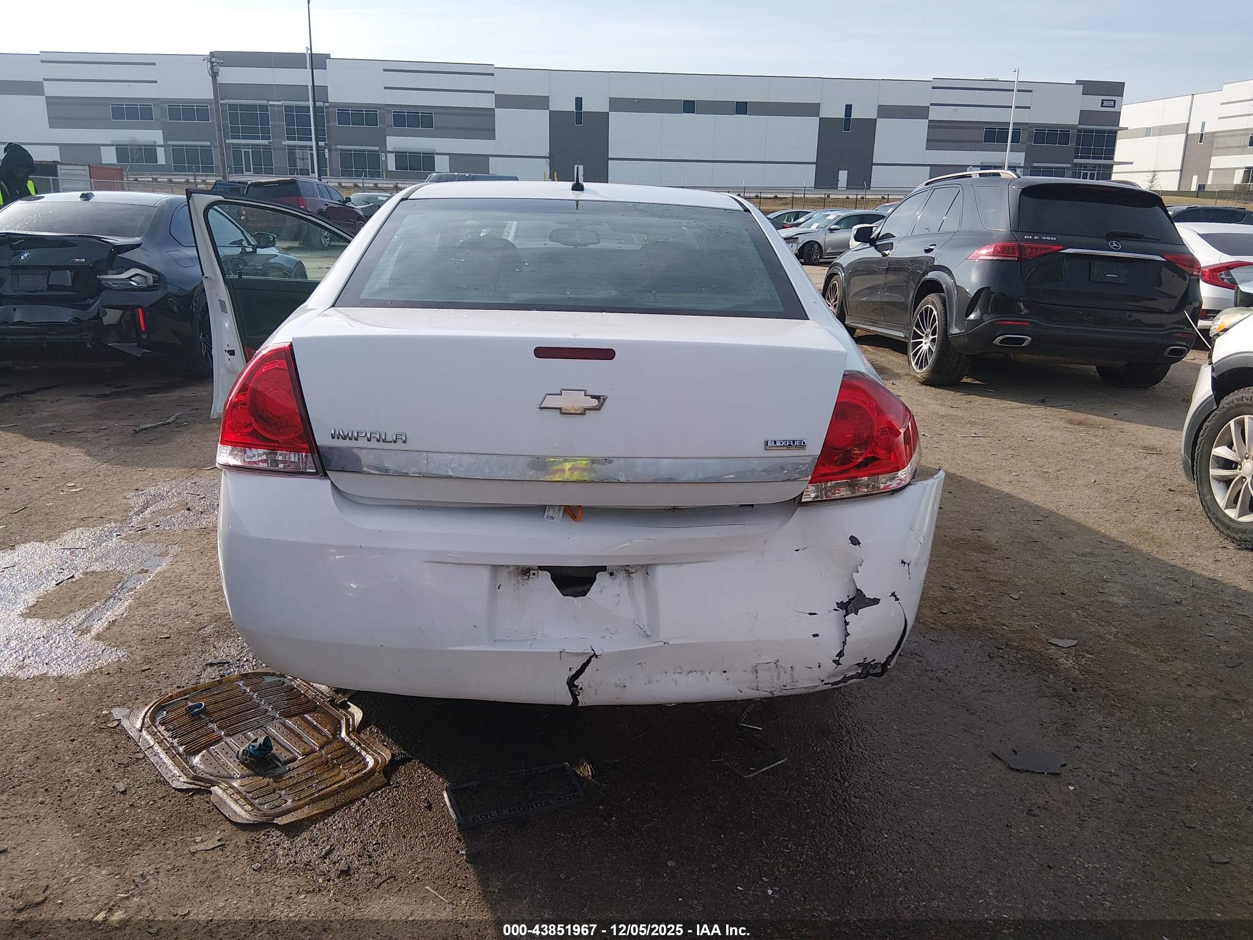 CHEVROLET IMPALA image 6