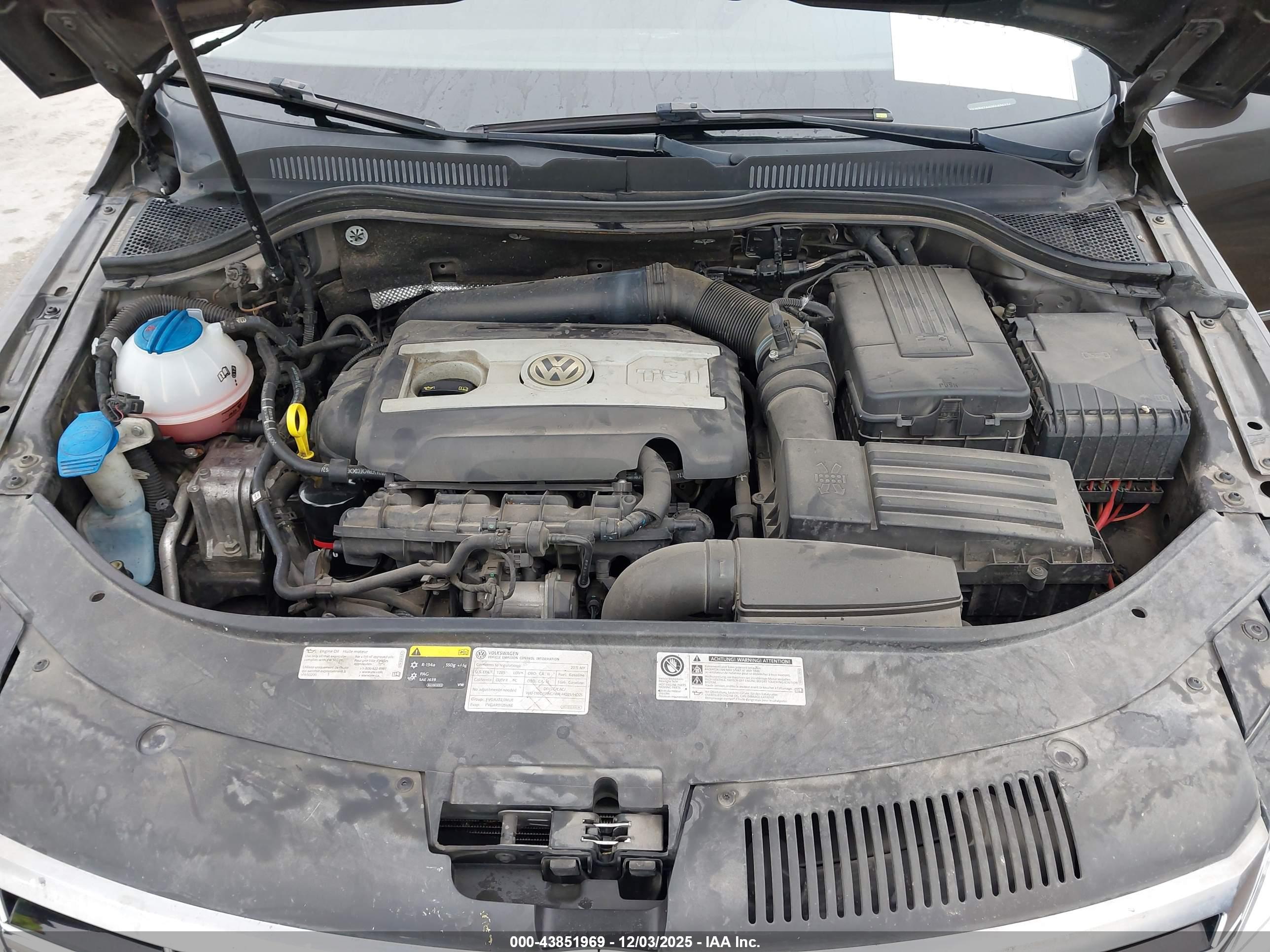 VOLKSWAGEN CC image 10