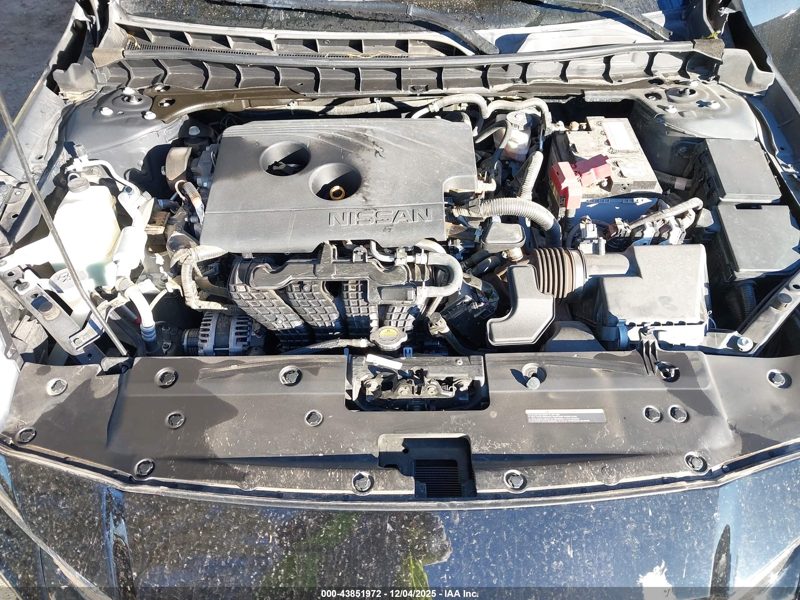 NISSAN ALTIMA image 10