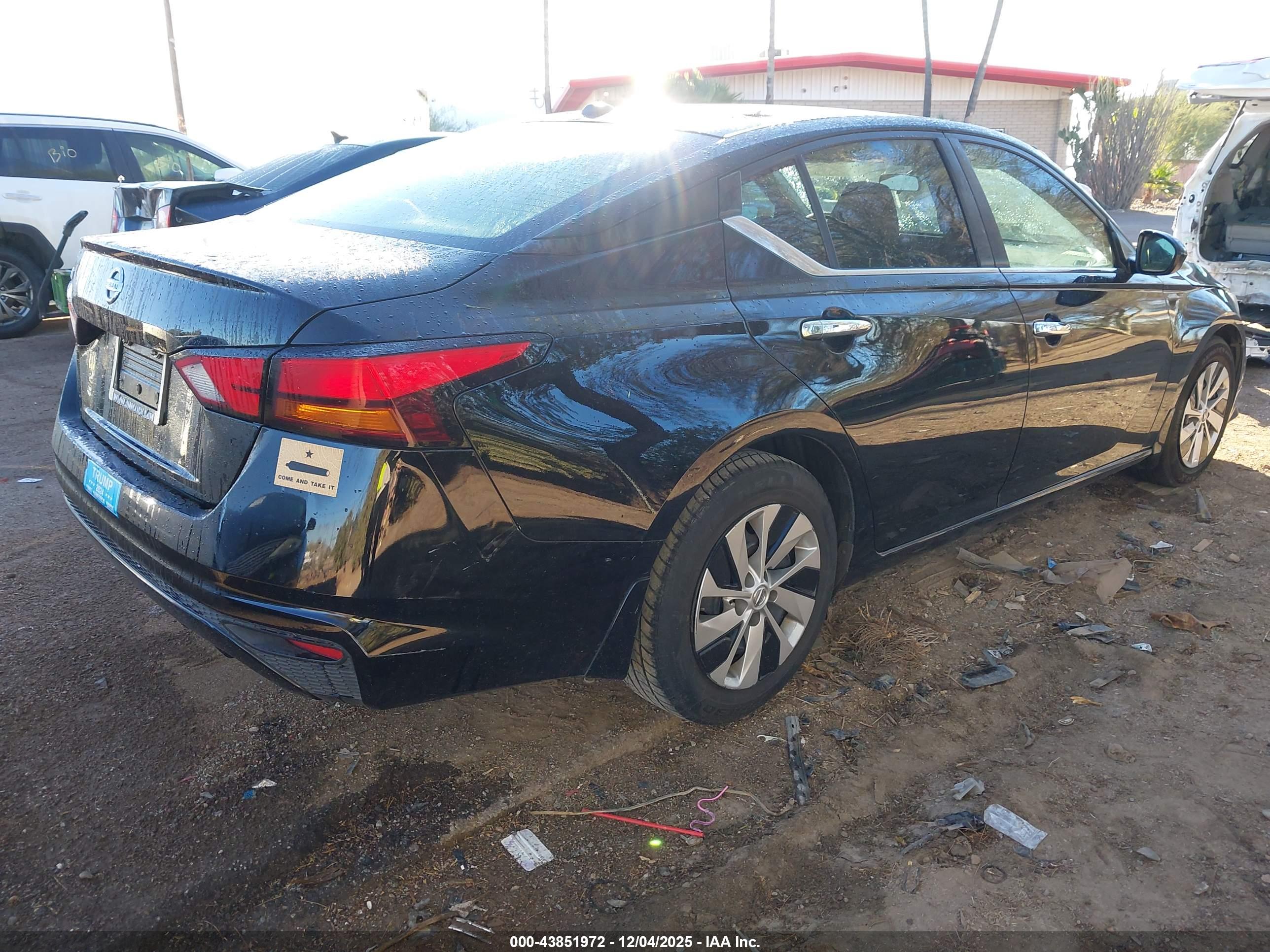 NISSAN ALTIMA image 4
