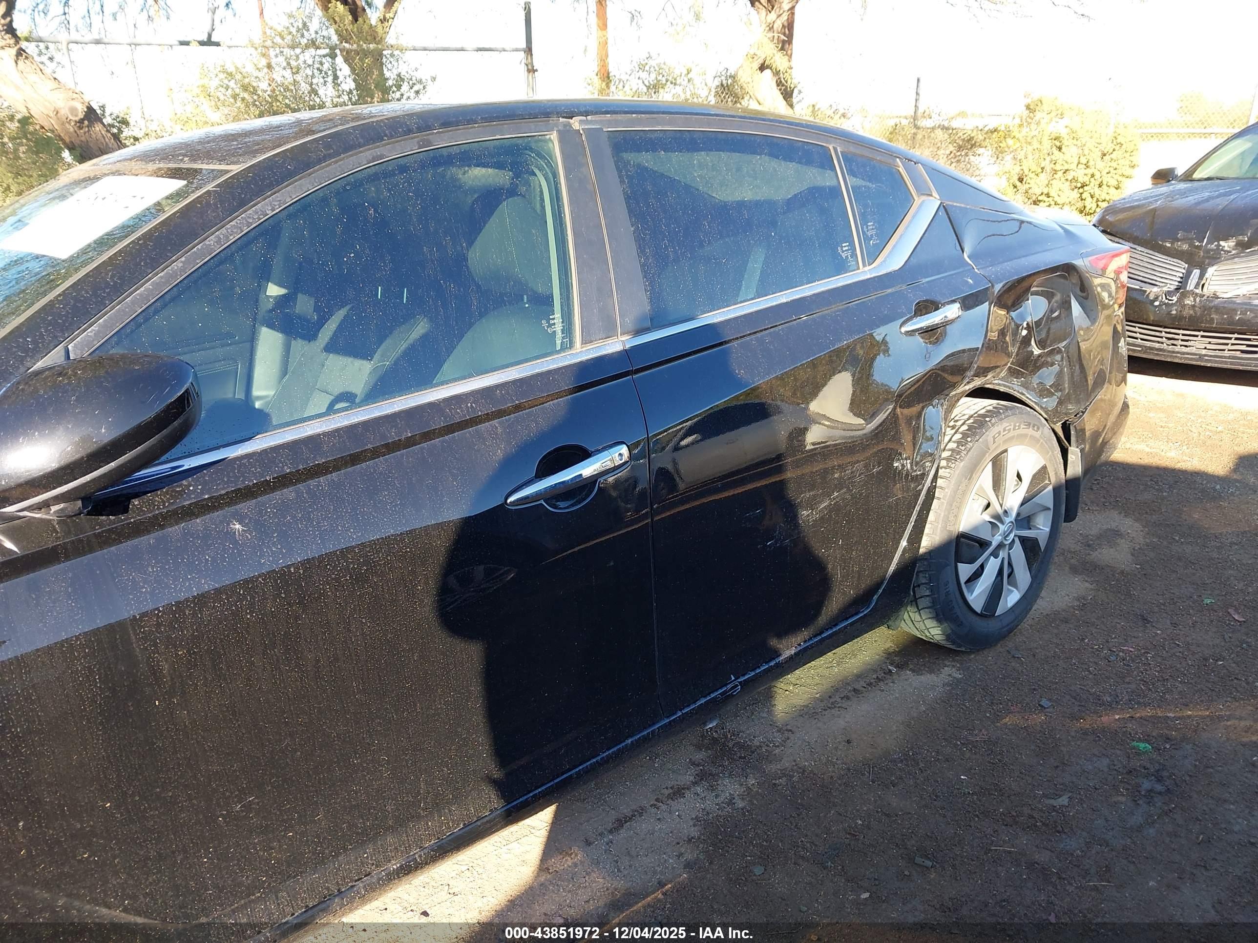 NISSAN ALTIMA image 6