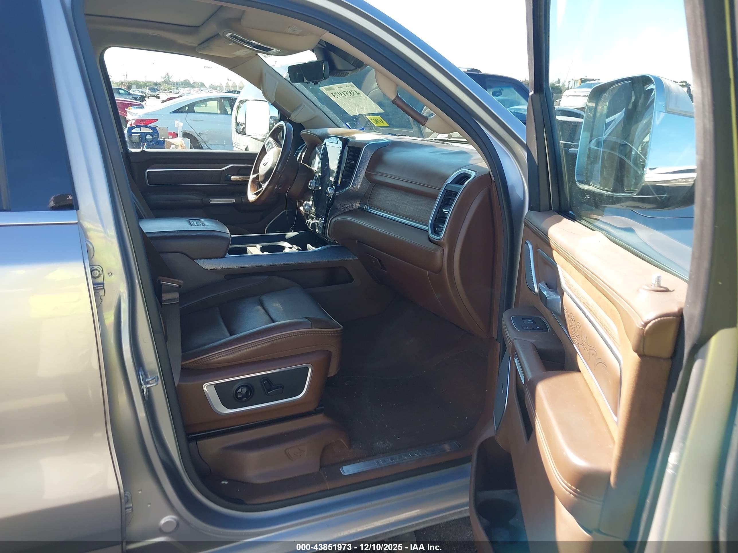 RAM 1500 image 5
