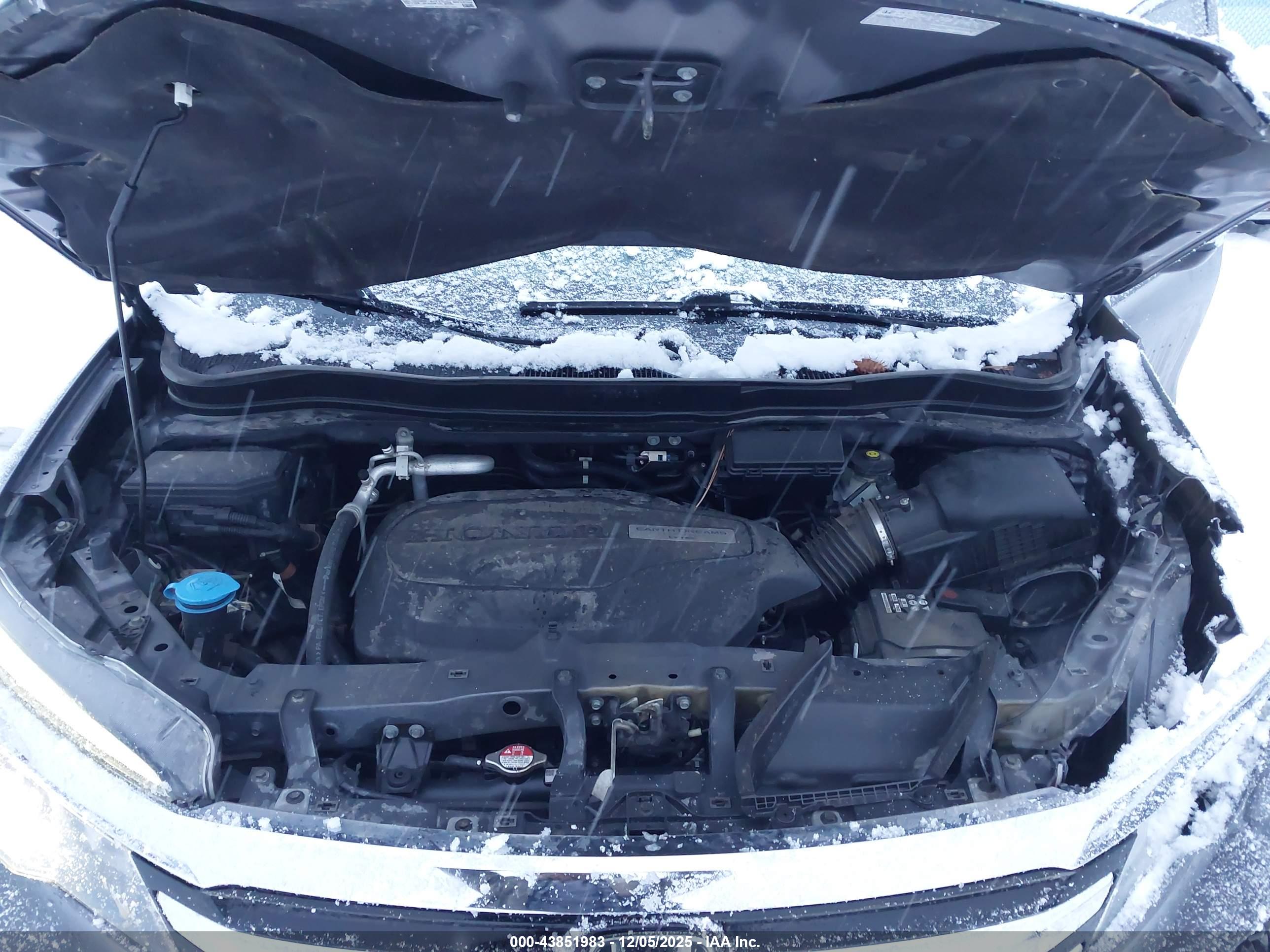 HONDA PILOT image 10