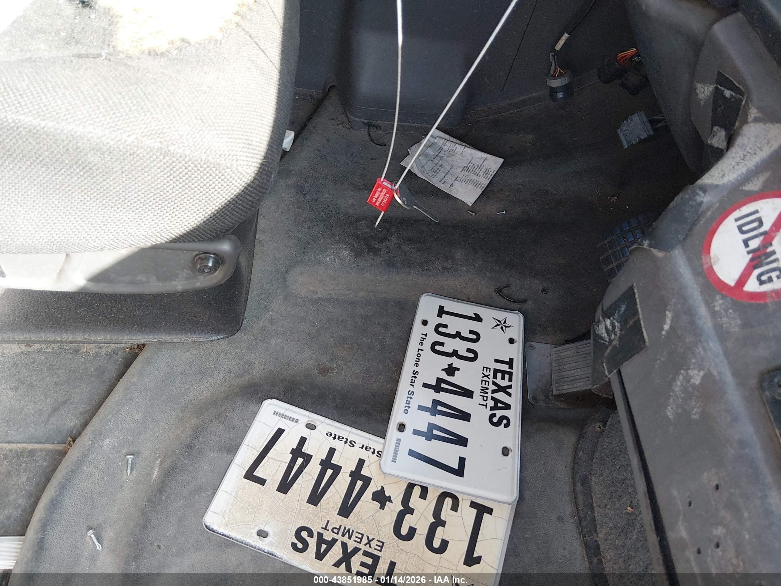 FREIGHTLINER CHASSIS image 11