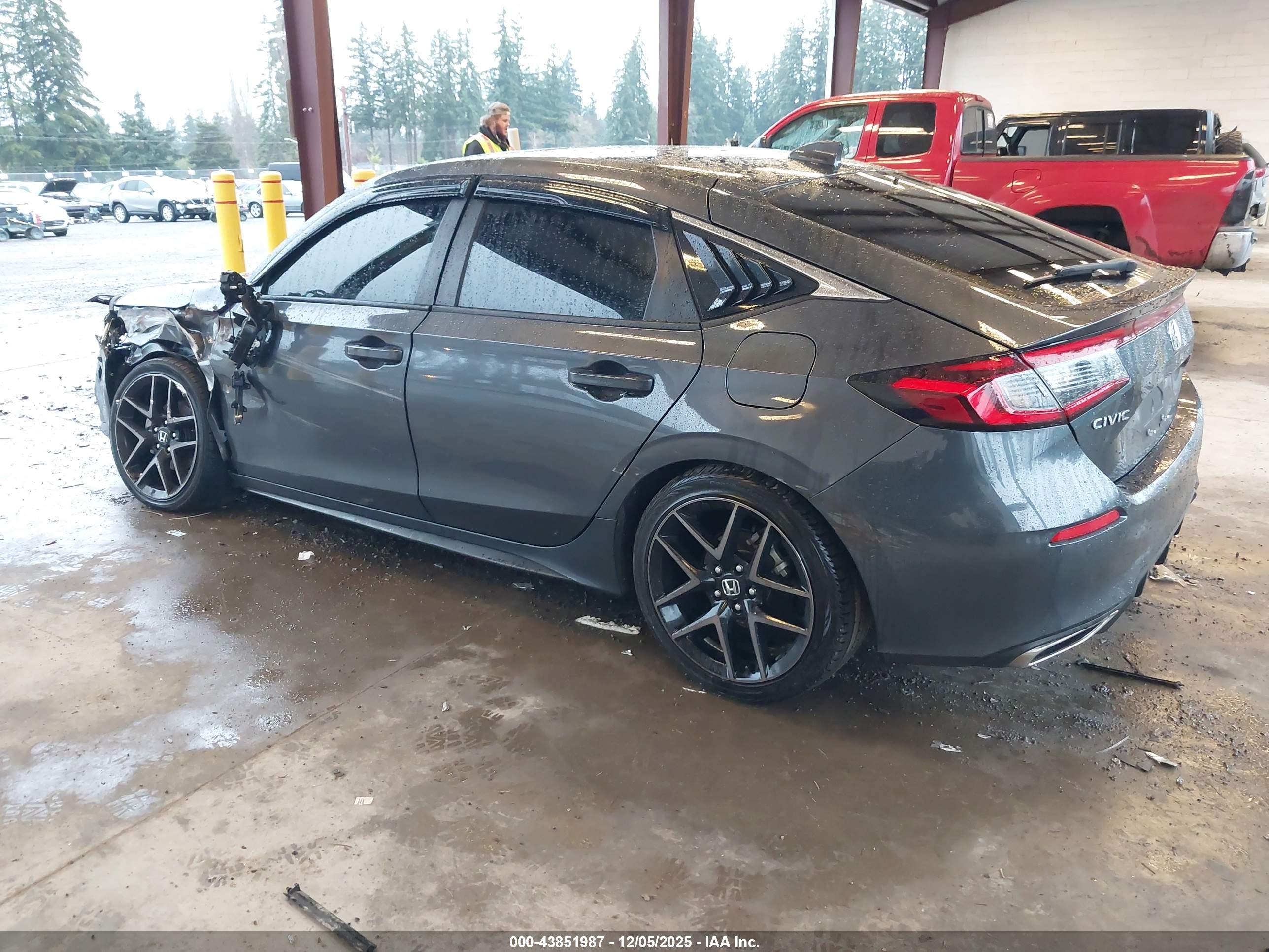 HONDA CIVIC image 3
