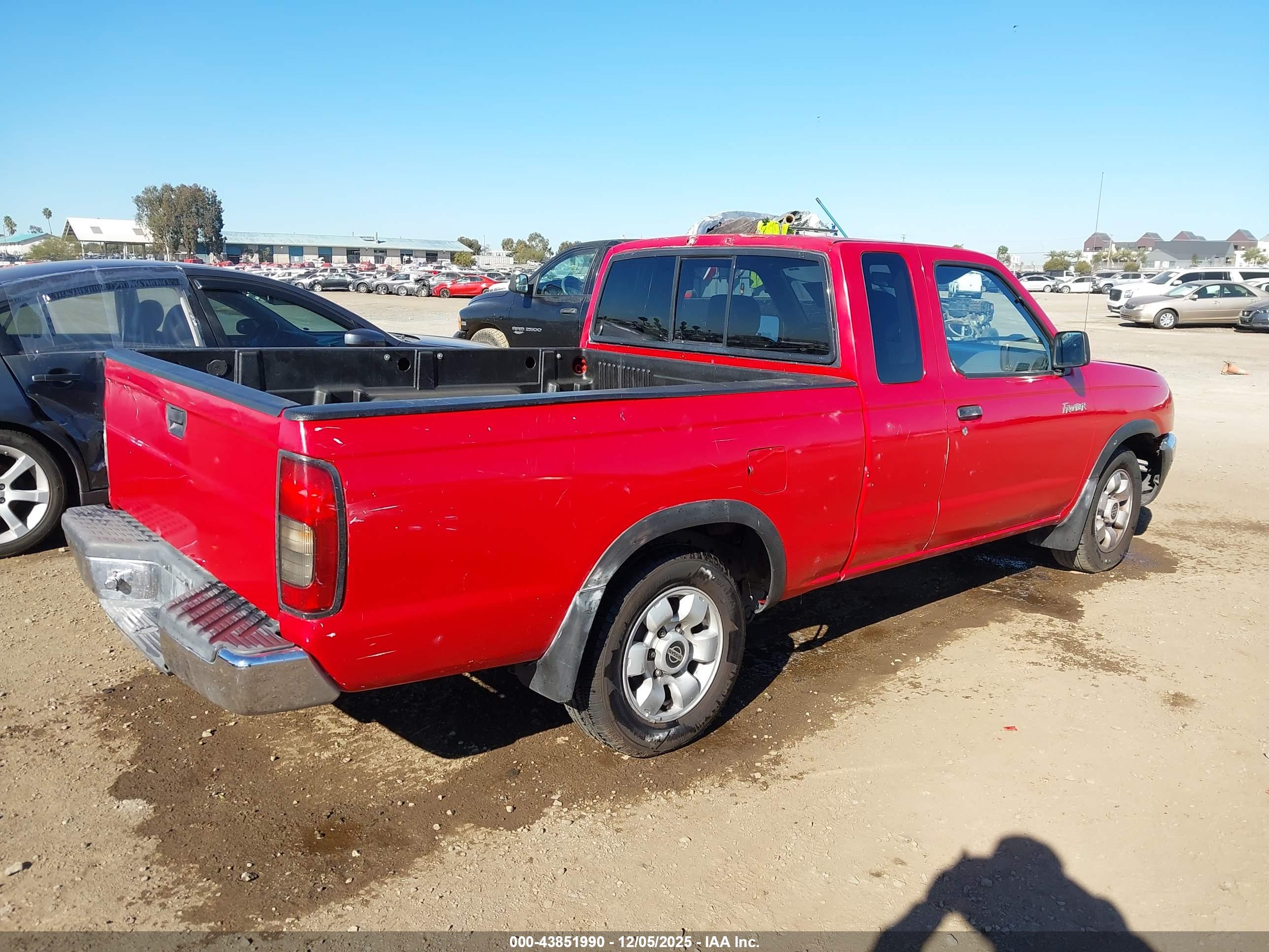 NISSAN FRONTIER image 4