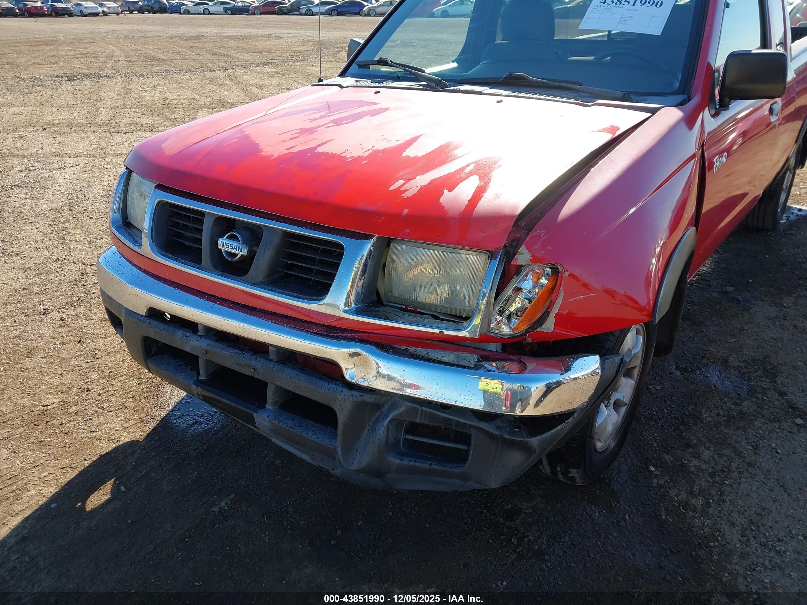 NISSAN FRONTIER image 6