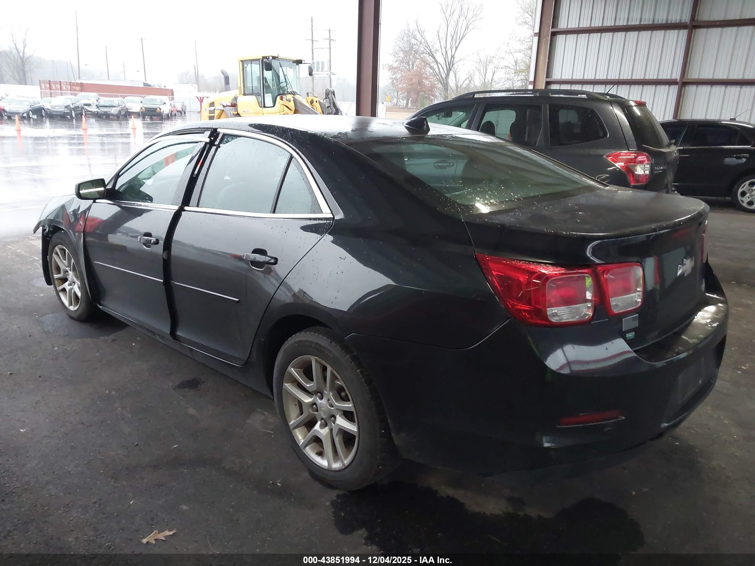 CHEVROLET MALIBU image 3