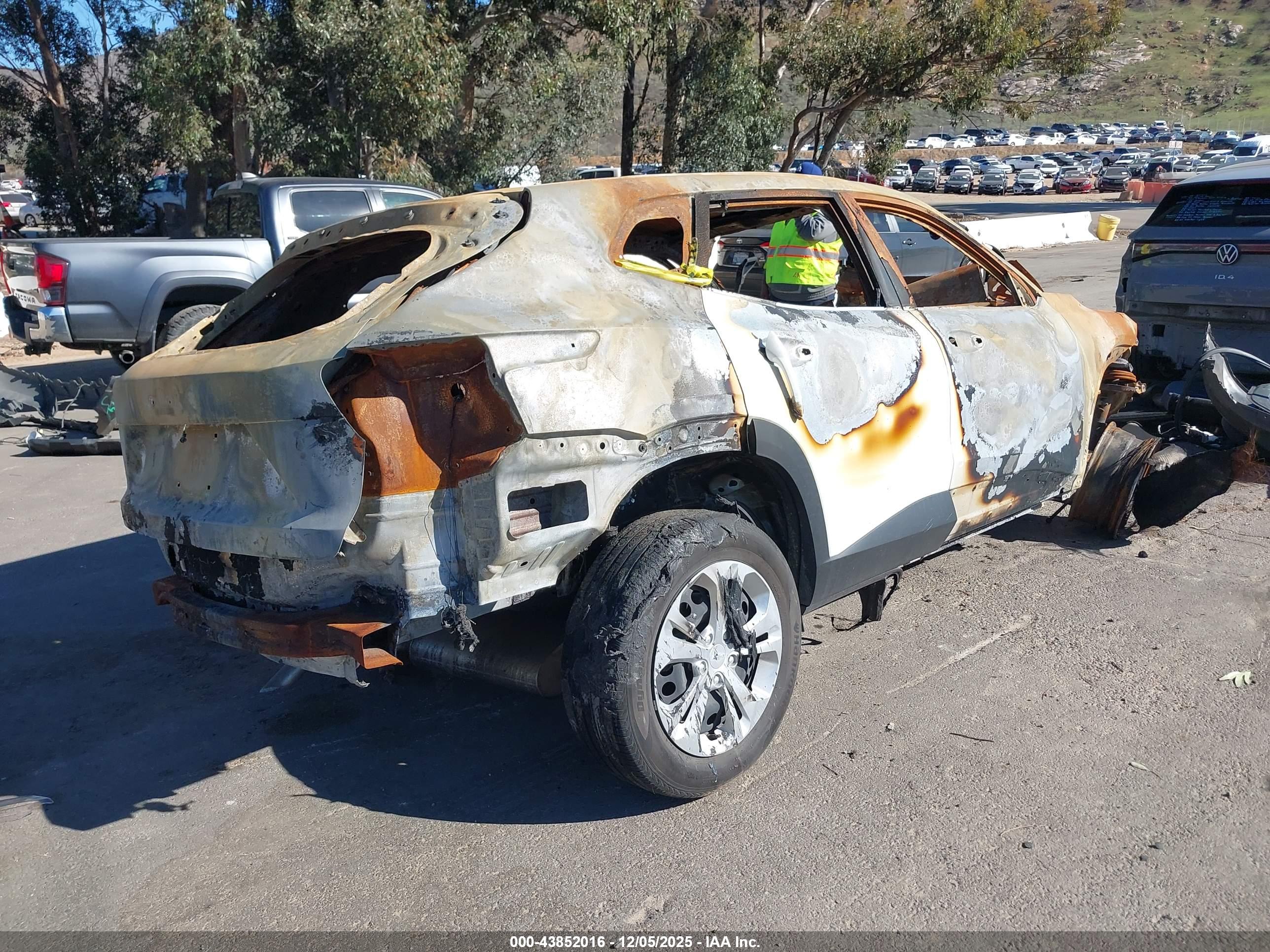 CHEVROLET TRAX image 4
