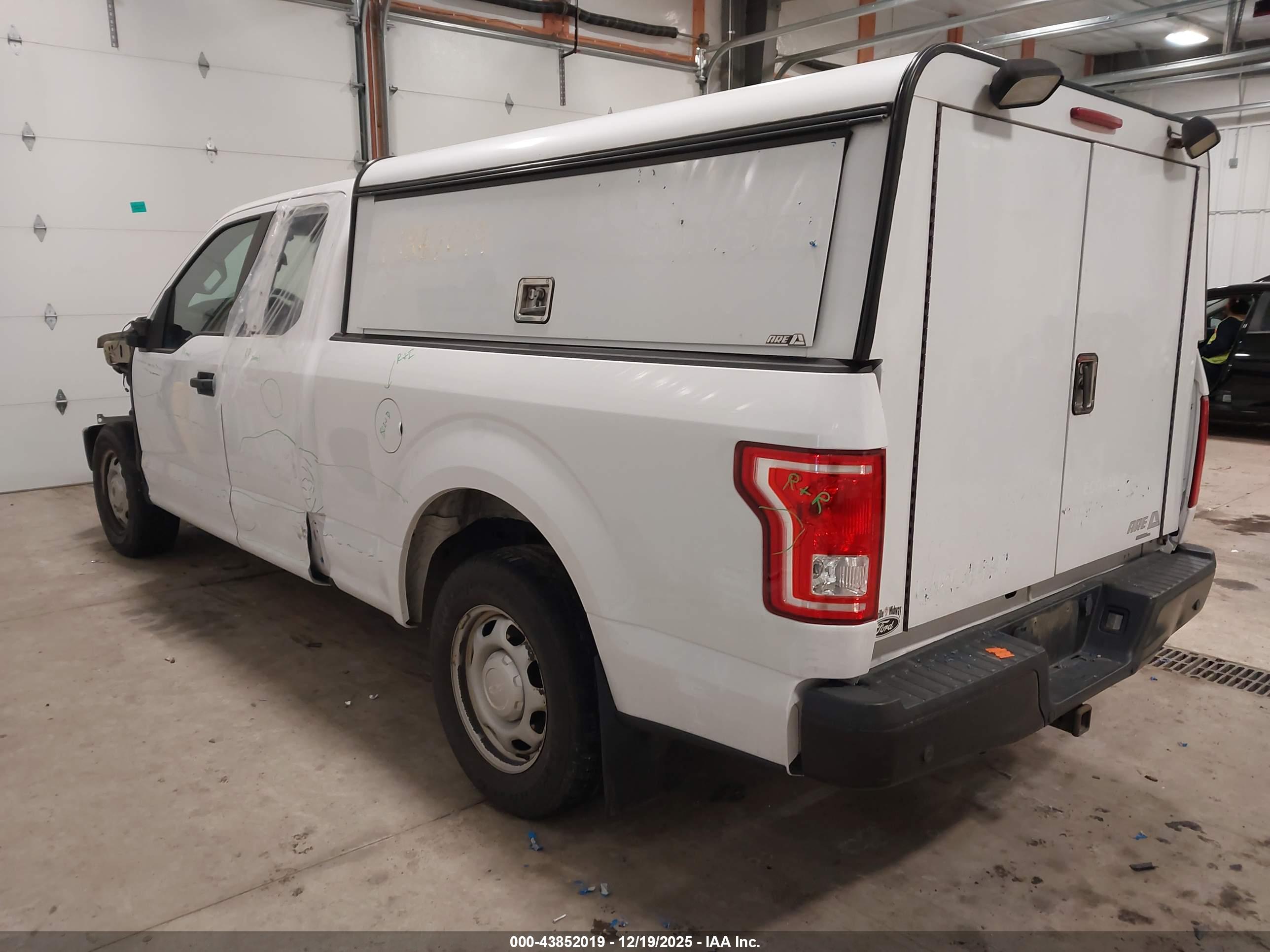 FORD F-150 image 3