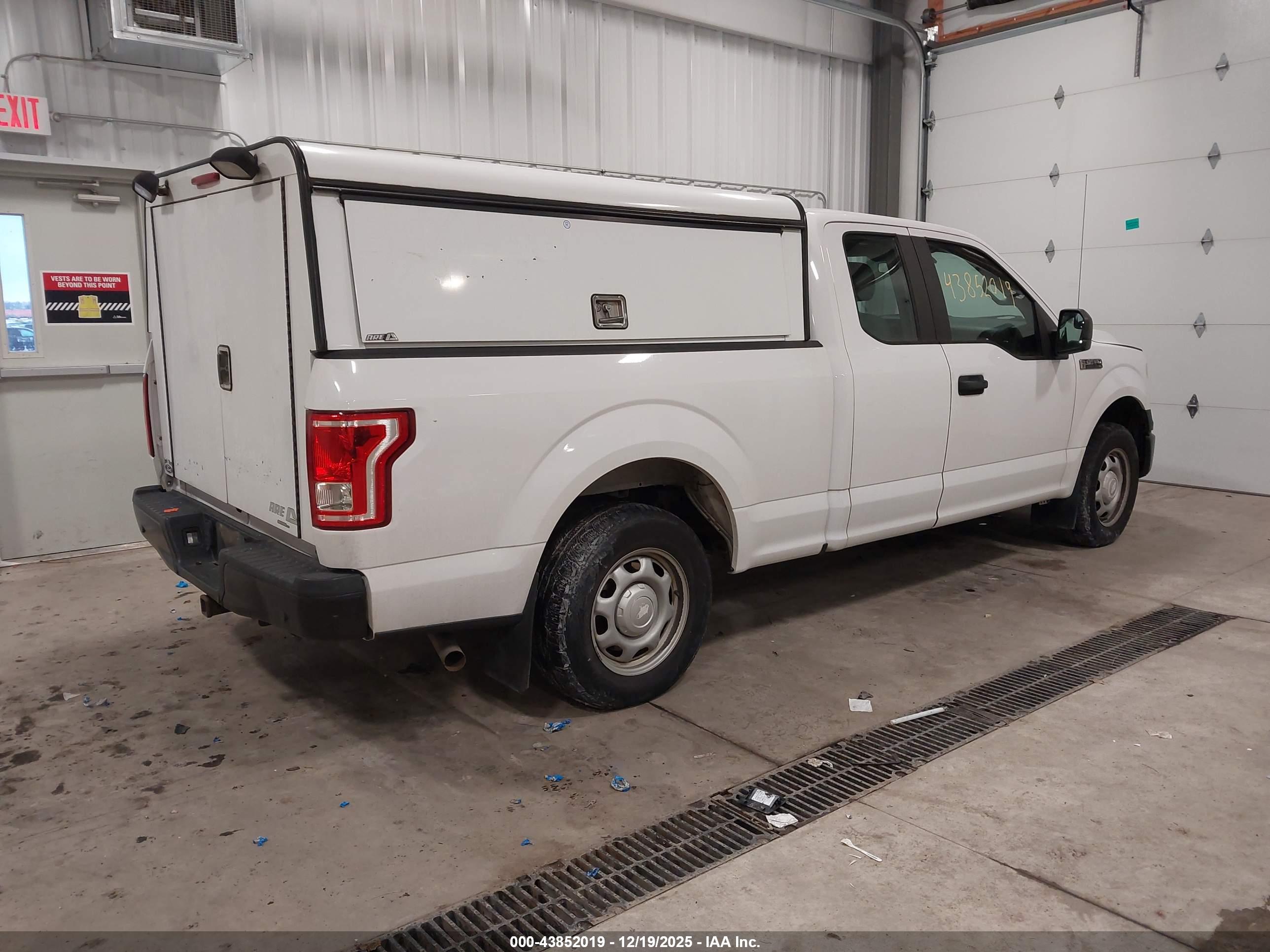 FORD F-150 image 4