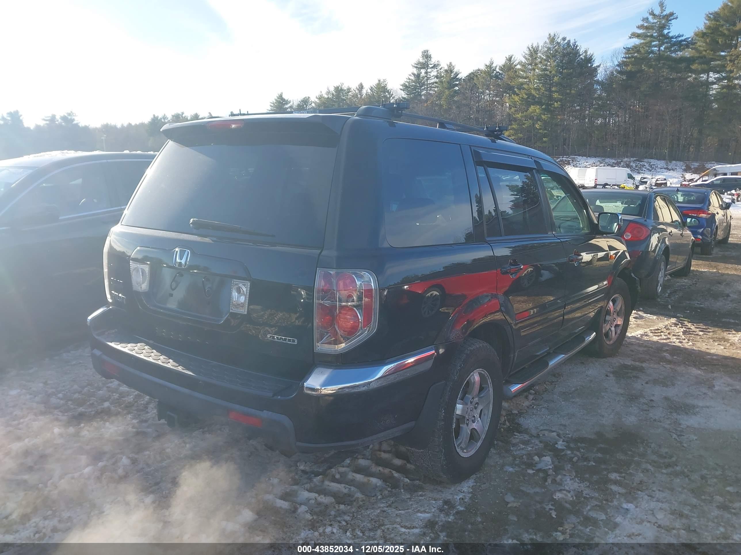 HONDA PILOT image 4