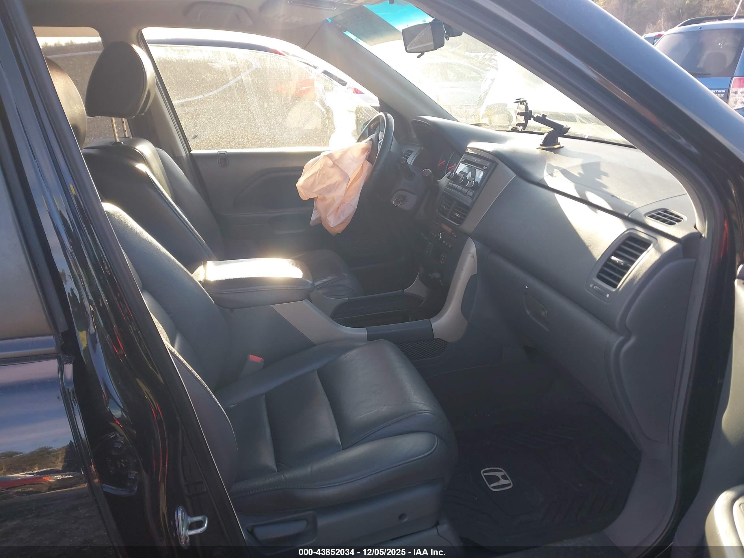 HONDA PILOT image 5