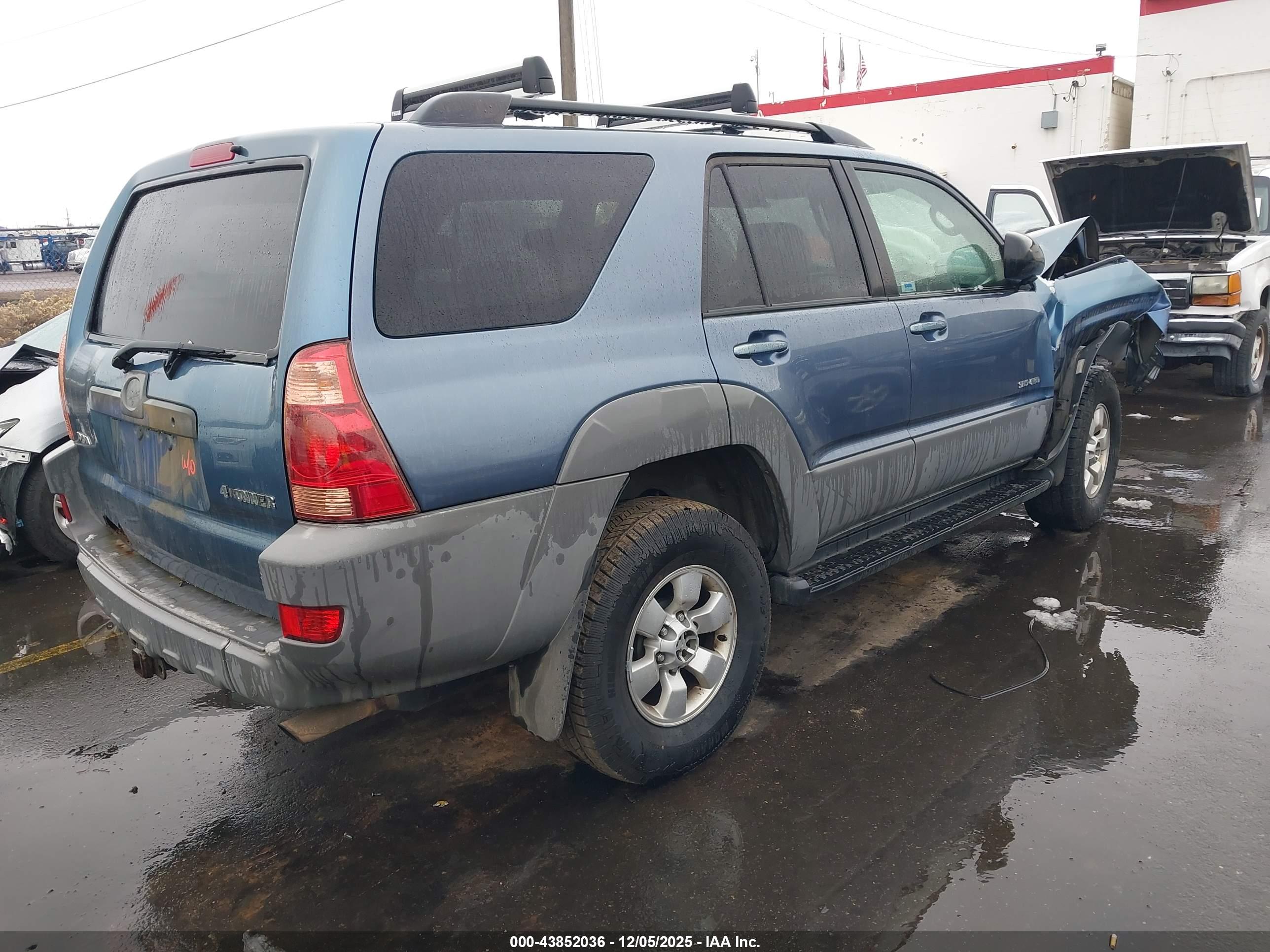 TOYOTA 4RUNNER image 4